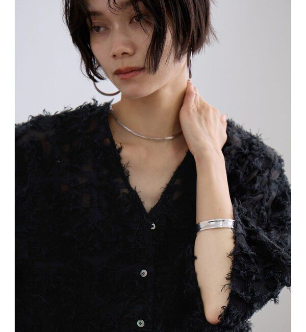 SALON adam et rope'「モチーフカットジャカードハーフスリーブブラウス」|シャツ・ブラウス|ブラック(01)