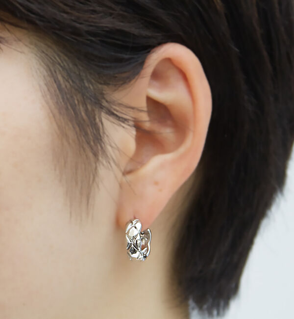 Rouge vif「【sauvage peau】キルティングデザイン ピアス / 両耳」|ピアス|シルバー