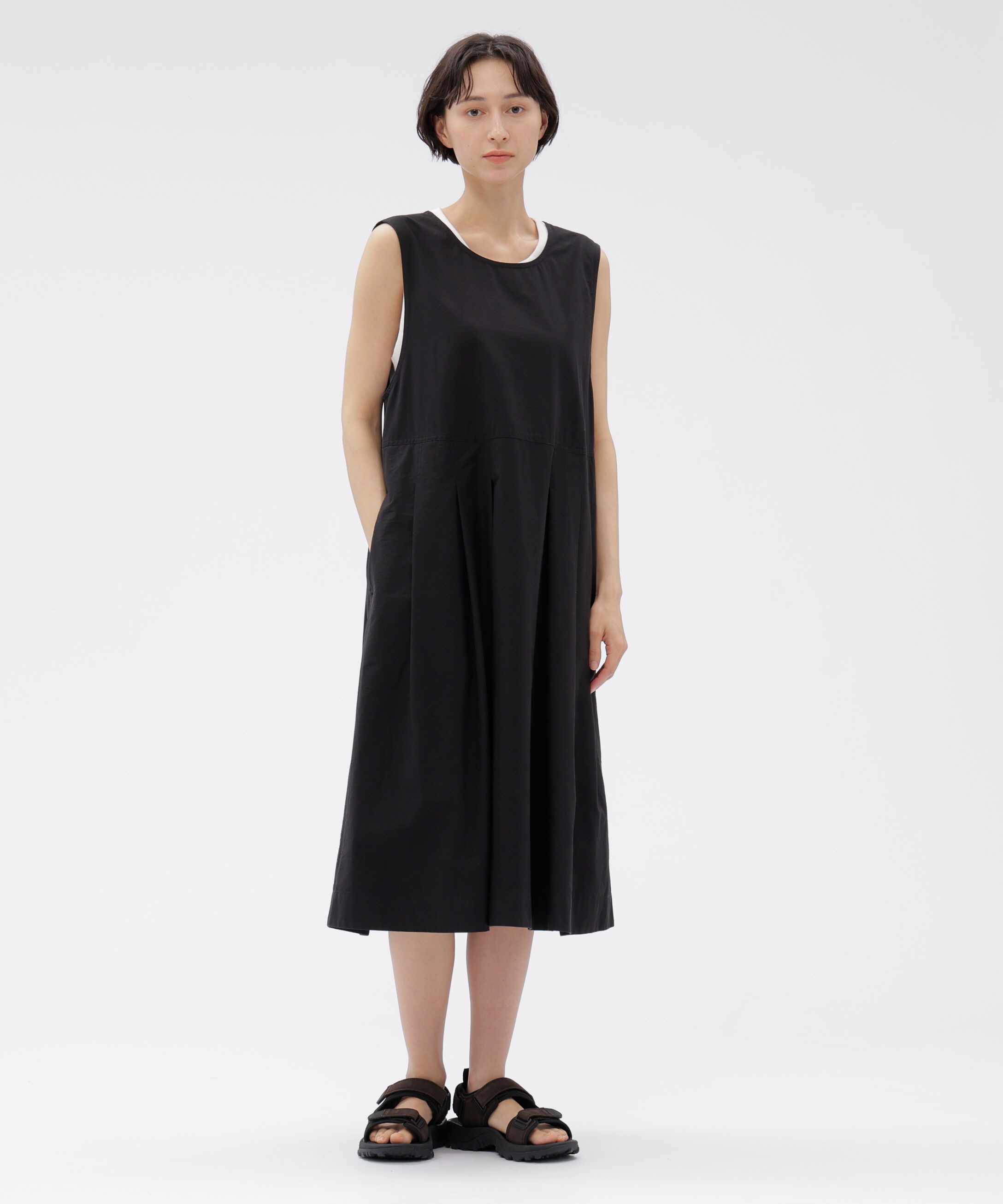 MHL.「LIGHTWEIGHT COTTON NYLON TWILL DRESS」|ワンピース|BLACK