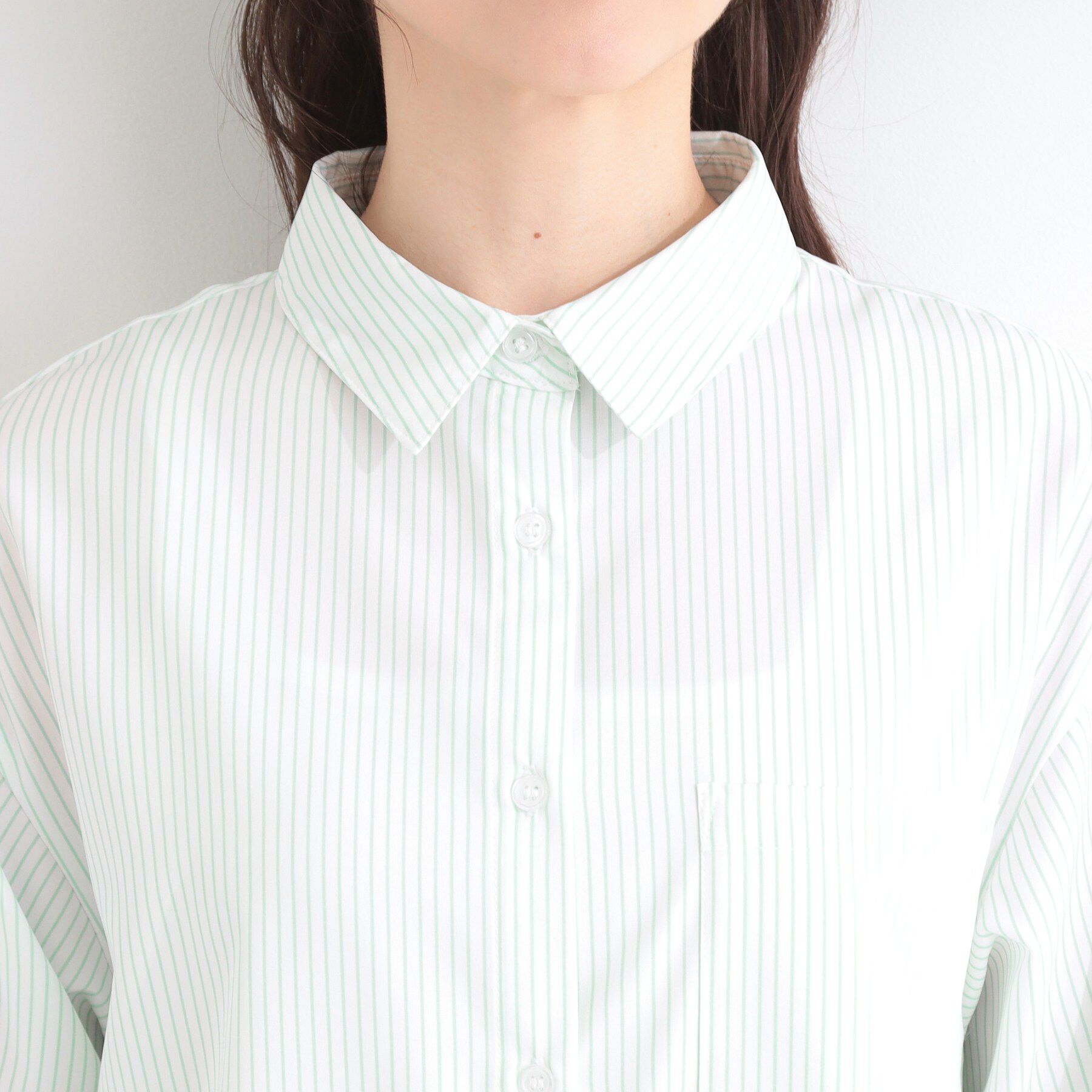 SHOO･LA･RUE「【ひんやり/UV/吸水速乾/洗濯後しわになりにくい】ラッシュガードにもなる ストライプシャツ」|シャツ・ブラウス|