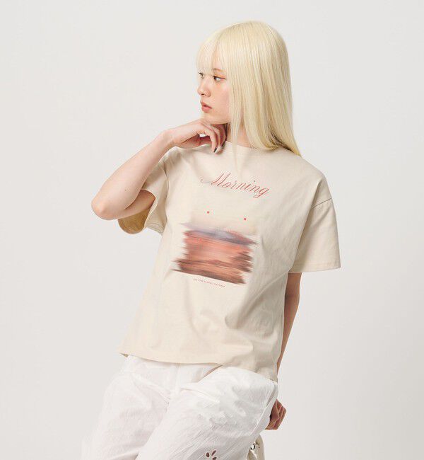 BEAUTY&YOUTH UNITED ARROWS「【別注】＜She is-.＞プリント Tシャツ」|Tシャツ・カットソー|NATURAL