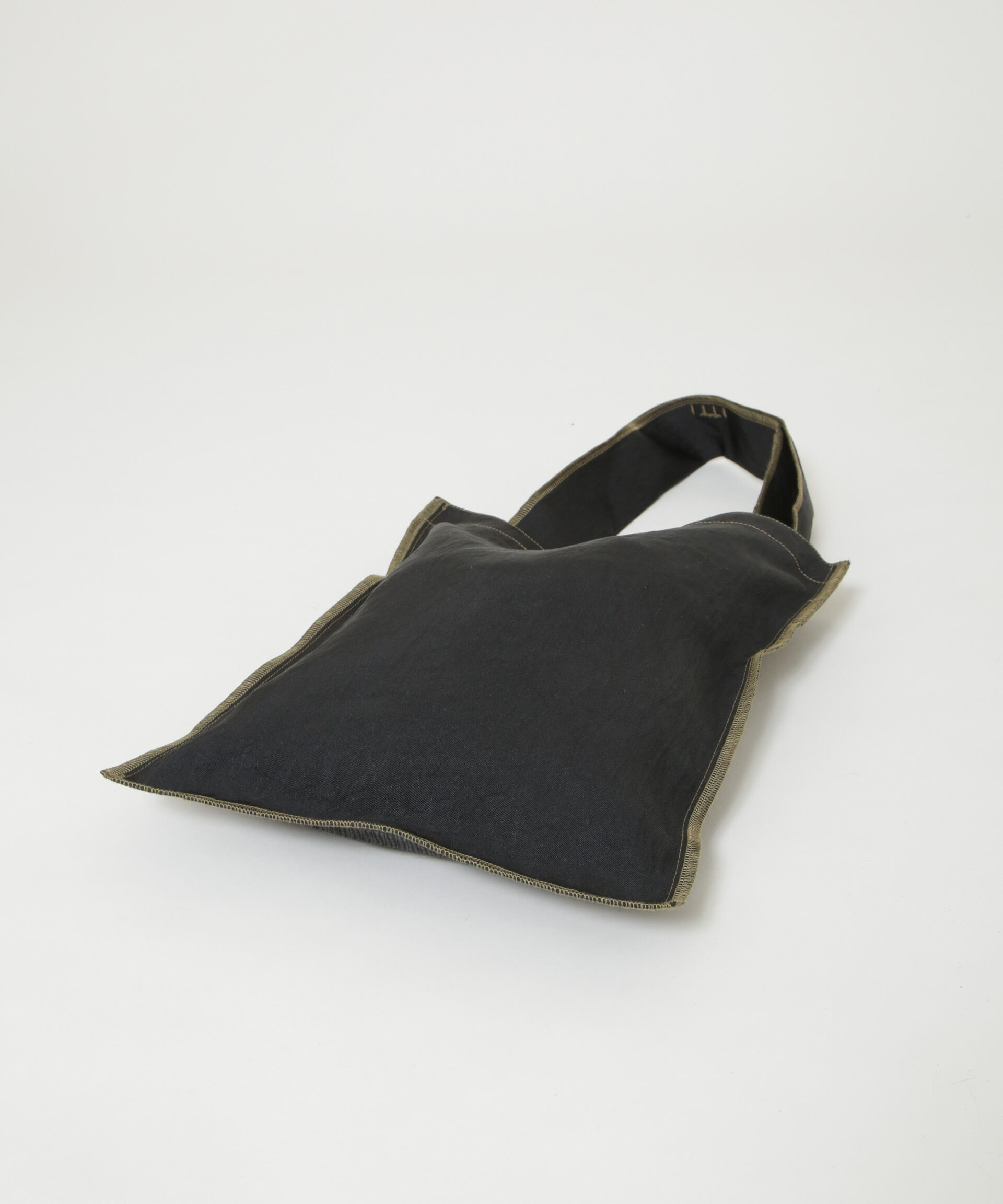 nano･universe「ITTI/別注 MARY INSIDE OUT TOTE - M」|ショルダー・メッセンジャー|