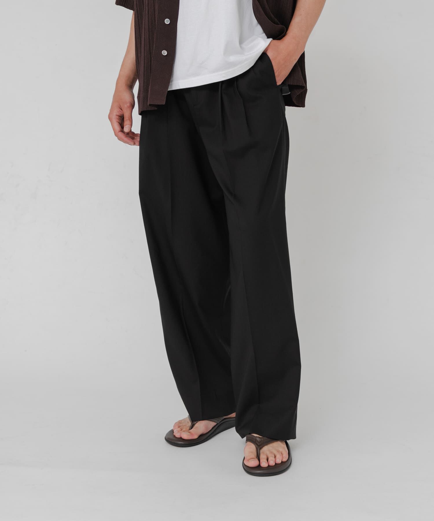 URBAN RESEARCH「『別注』YLEVE&times;URBAN RESEARCH　S120S WOOL 3TACK PANTS」|その他|