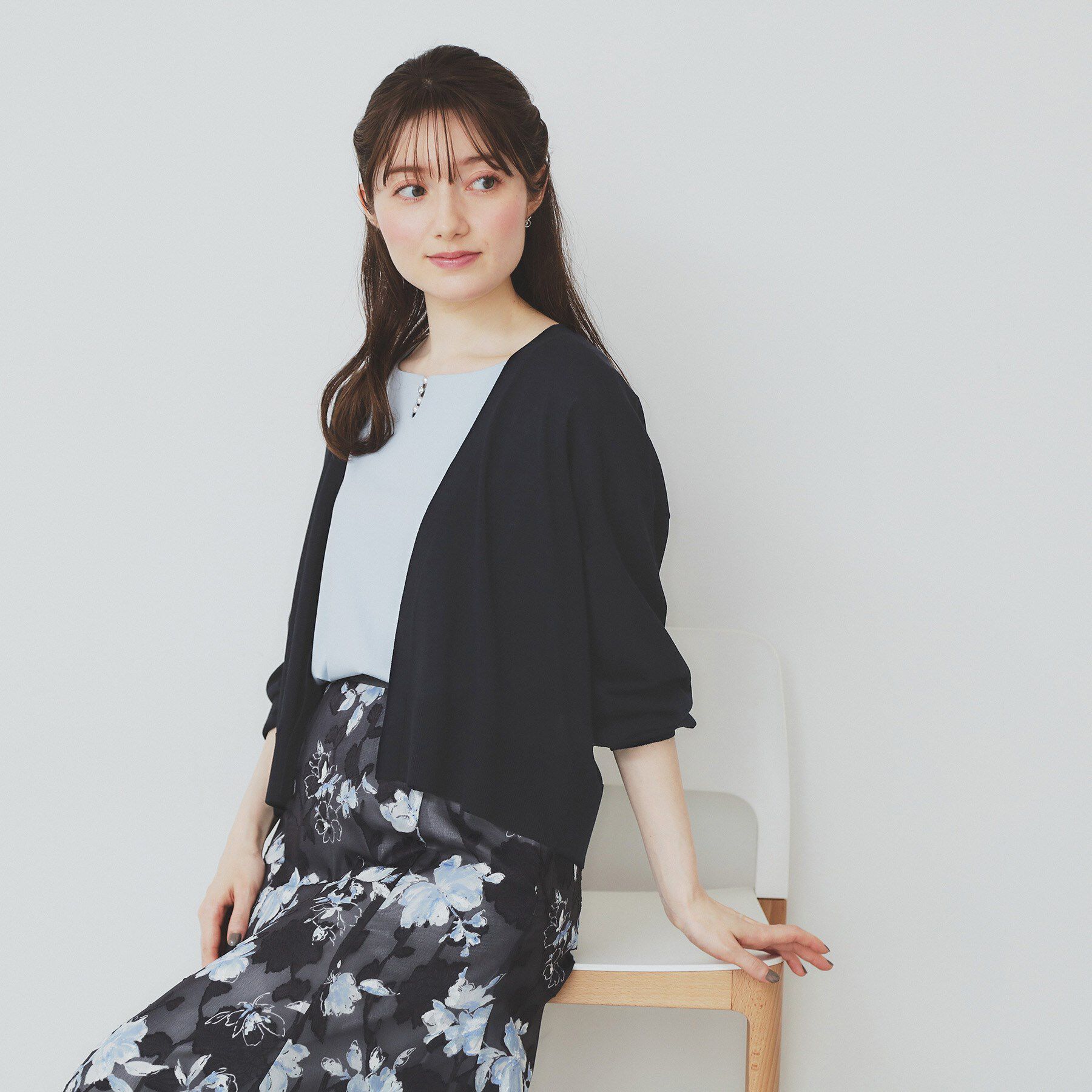 index「《6色展開》リラクシーショートカーディガン【洗濯機洗い可／接触冷感／抗ピル】」|カーディガン|ネイビー(894)