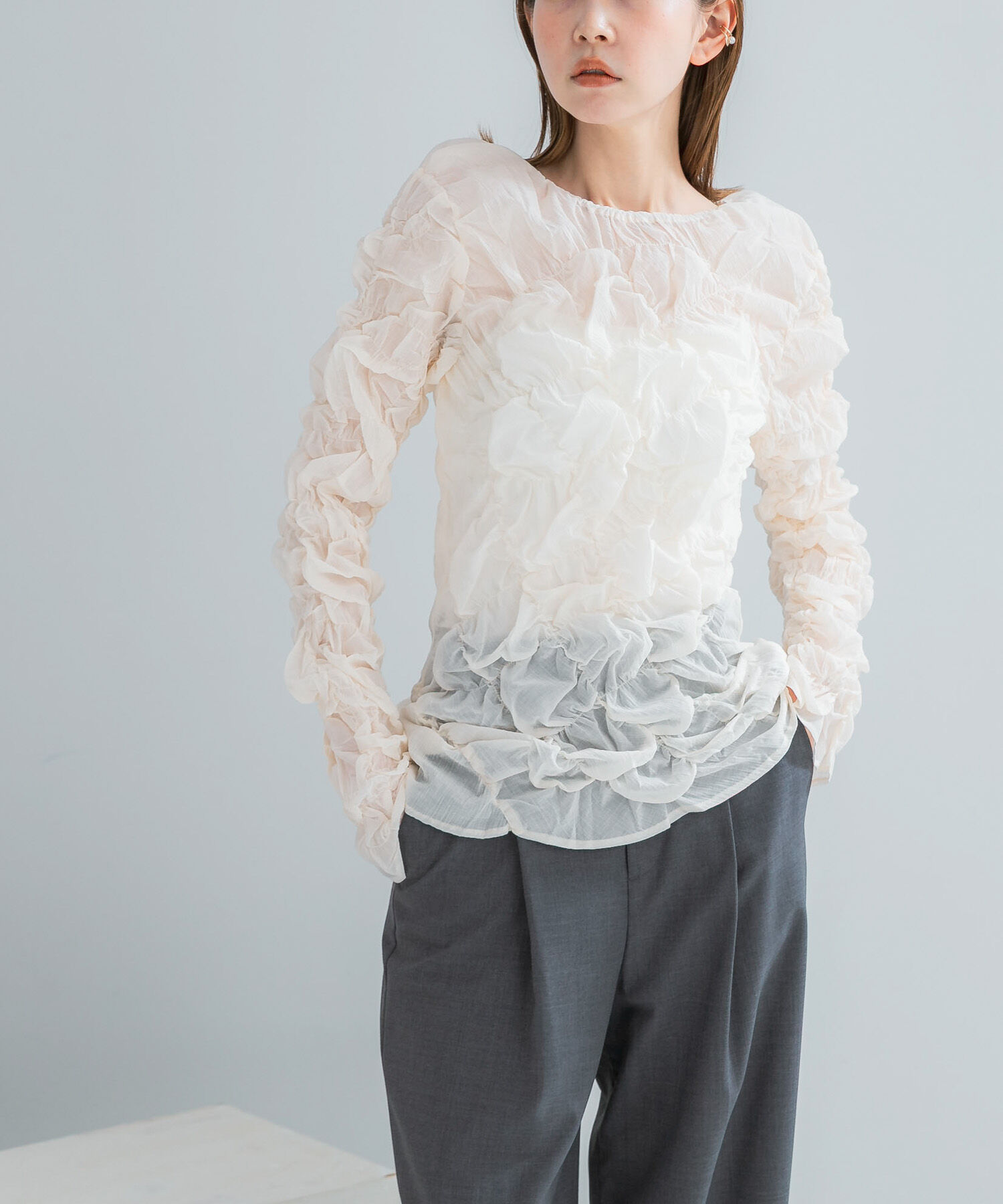 URBAN RESEARCH ROSSO「Mewl　シャーリング トップス」|その他|オフホワイト