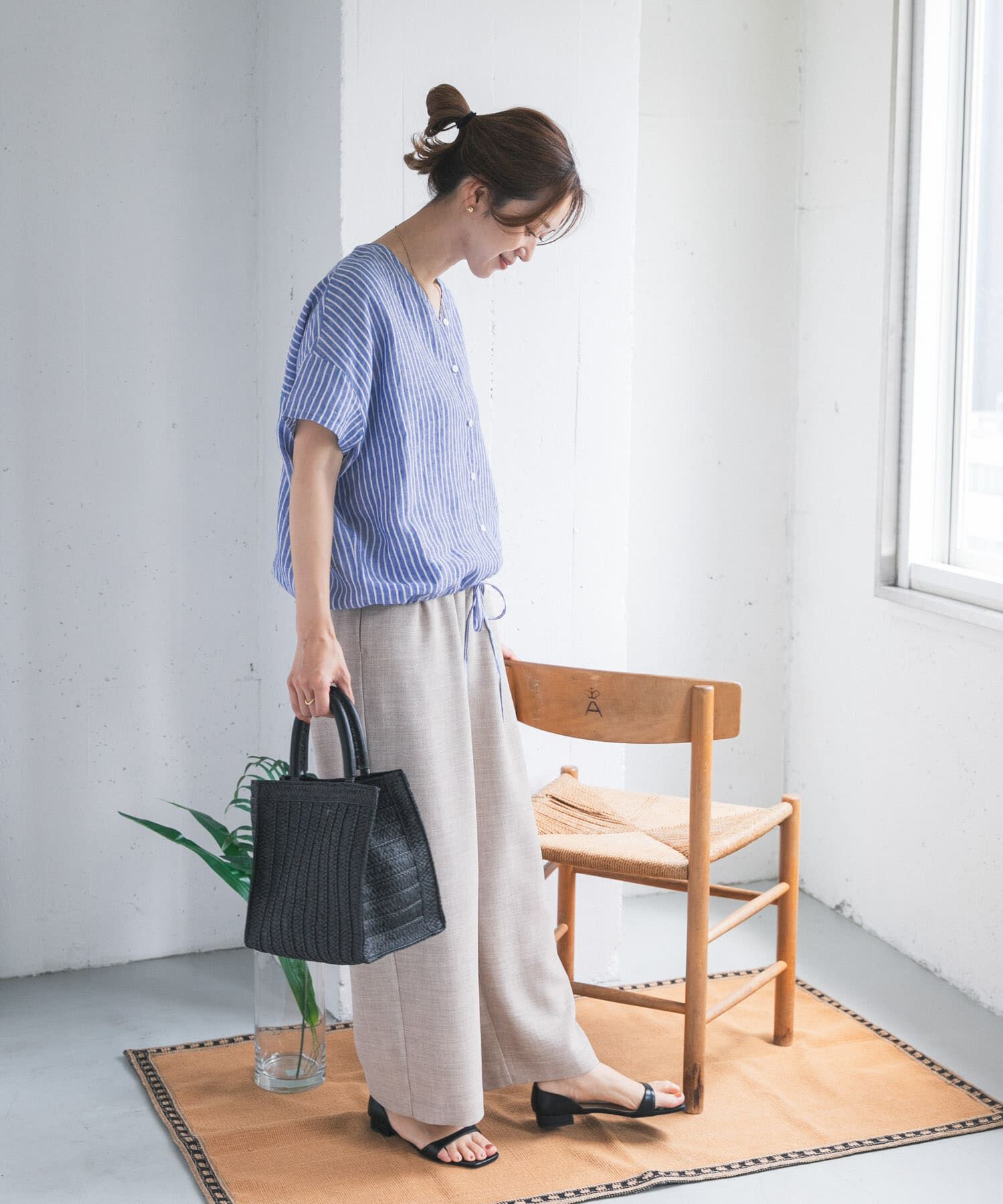 URBAN RESEARCH DOORS「リネンフレンチスリーブドロストブラウス」|シャツ・ブラウス|