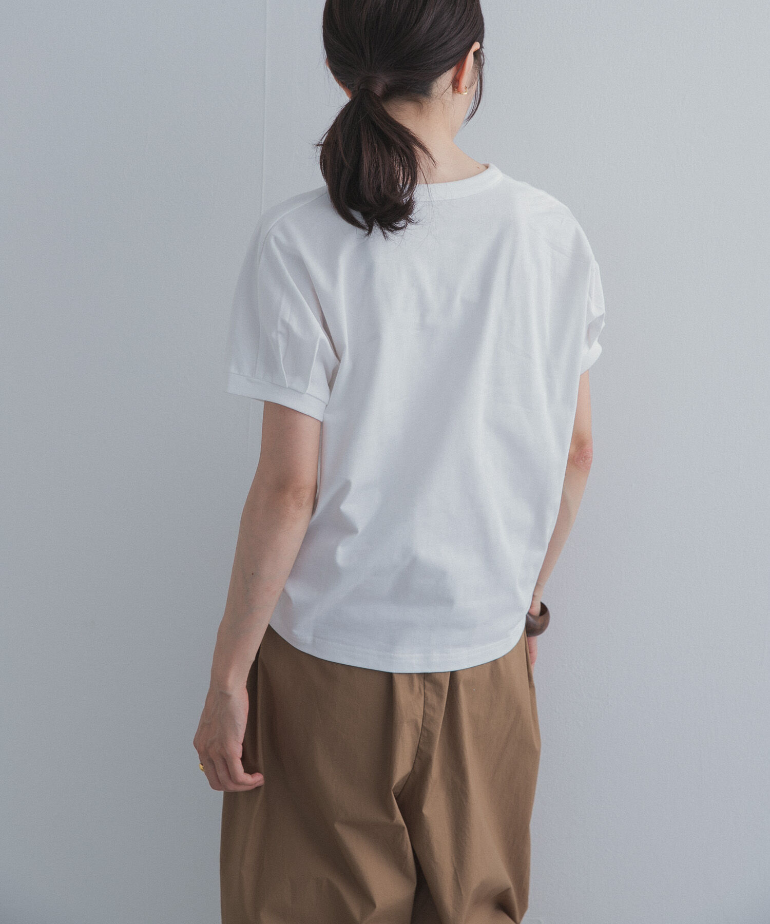 URBAN RESEARCH DOORS「『UR TECH ひやサラクール』バックポイントタックプルオーバー」|Tシャツ・カットソー|