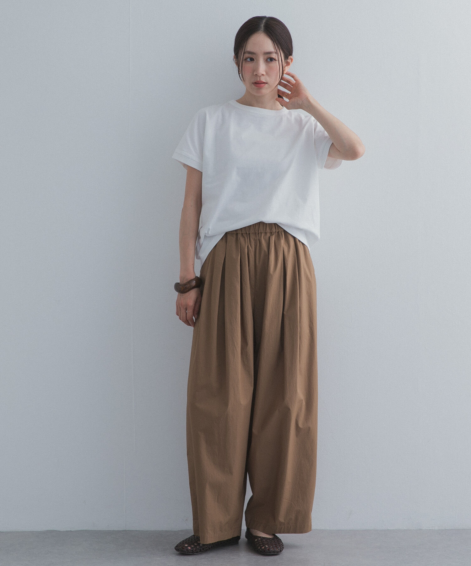 URBAN RESEARCH DOORS「『UR TECH ひやサラクール』バックポイントタックプルオーバー」|Tシャツ・カットソー|