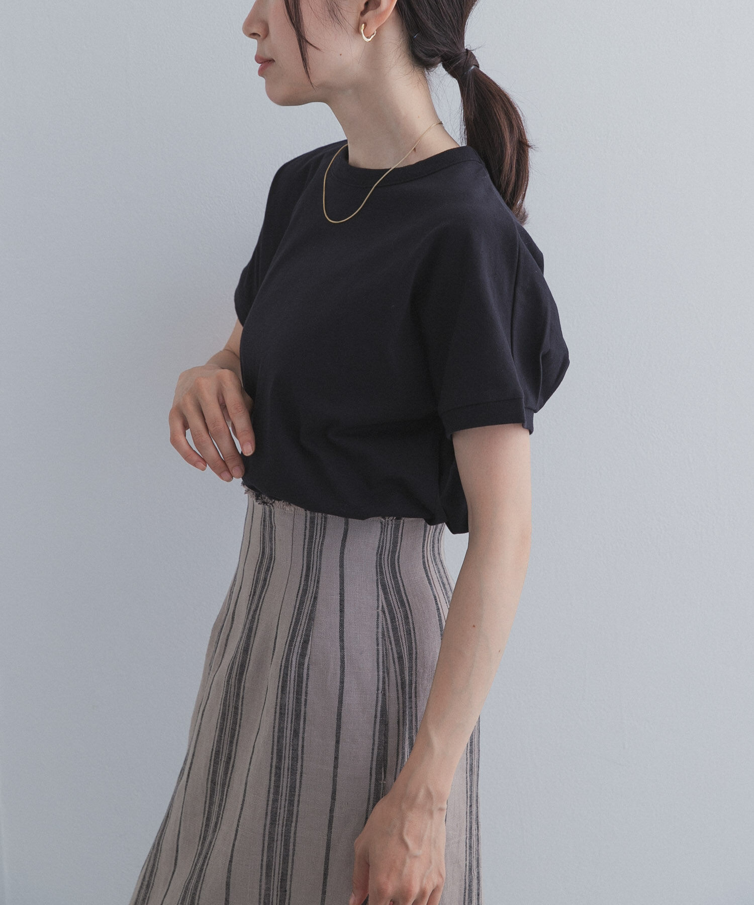 URBAN RESEARCH DOORS「『UR TECH ひやサラクール』バックポイントタックプルオーバー」|Tシャツ・カットソー|