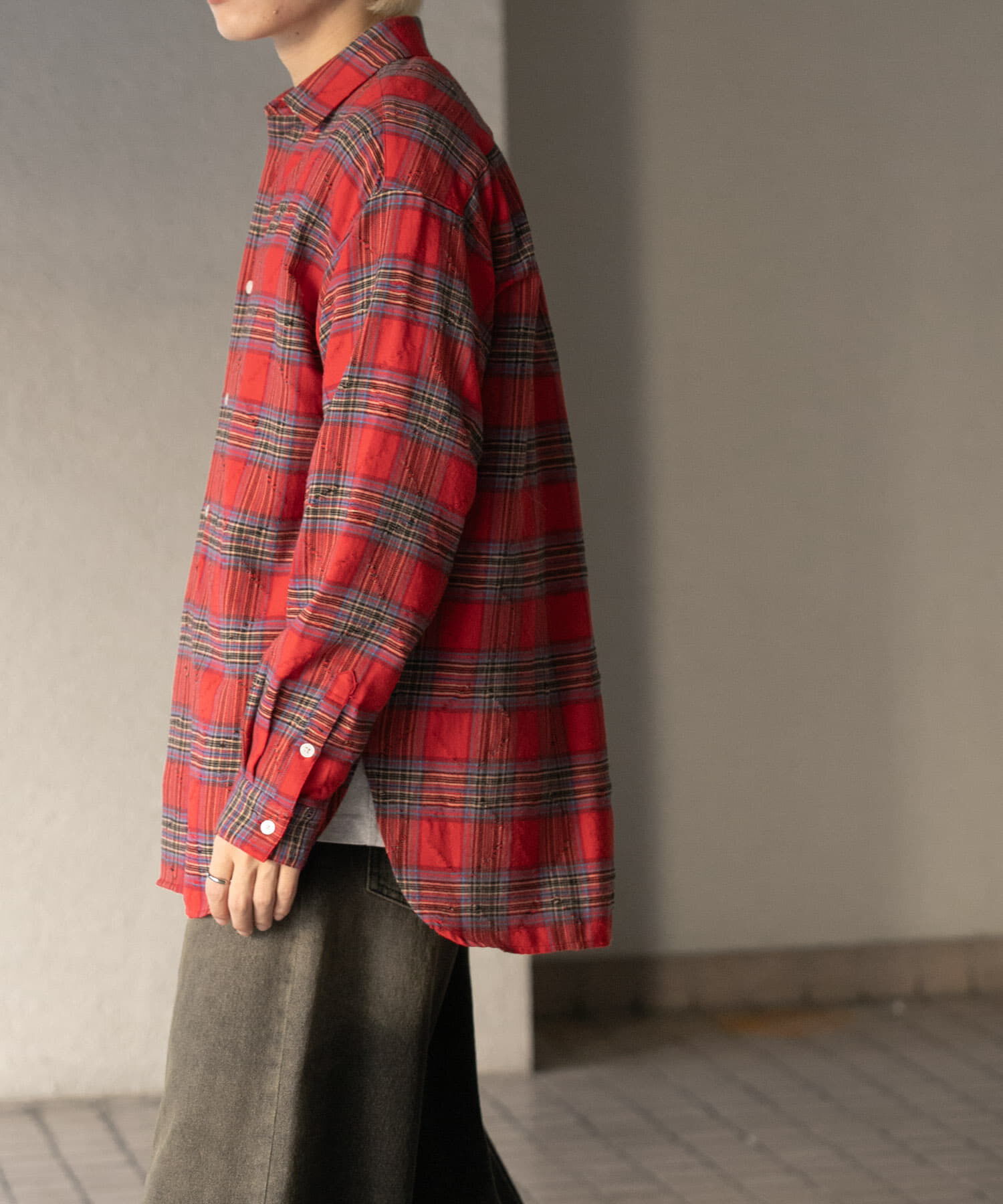 SENSE OF PLACE by URBAN RESEARCH「ダメージチェックルーズシャツ」|シャツ・ブラウス|