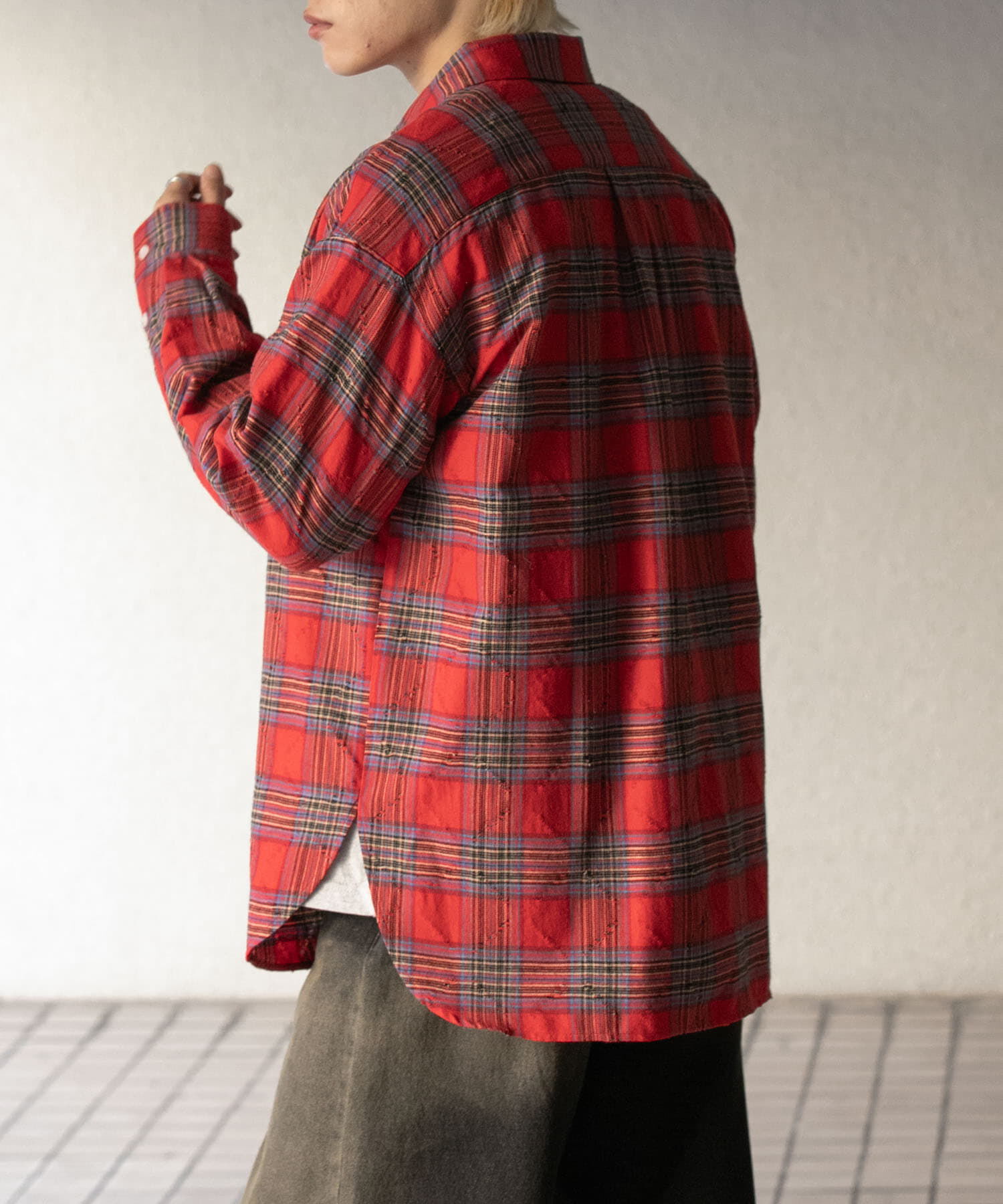 SENSE OF PLACE by URBAN RESEARCH「ダメージチェックルーズシャツ」|シャツ・ブラウス|