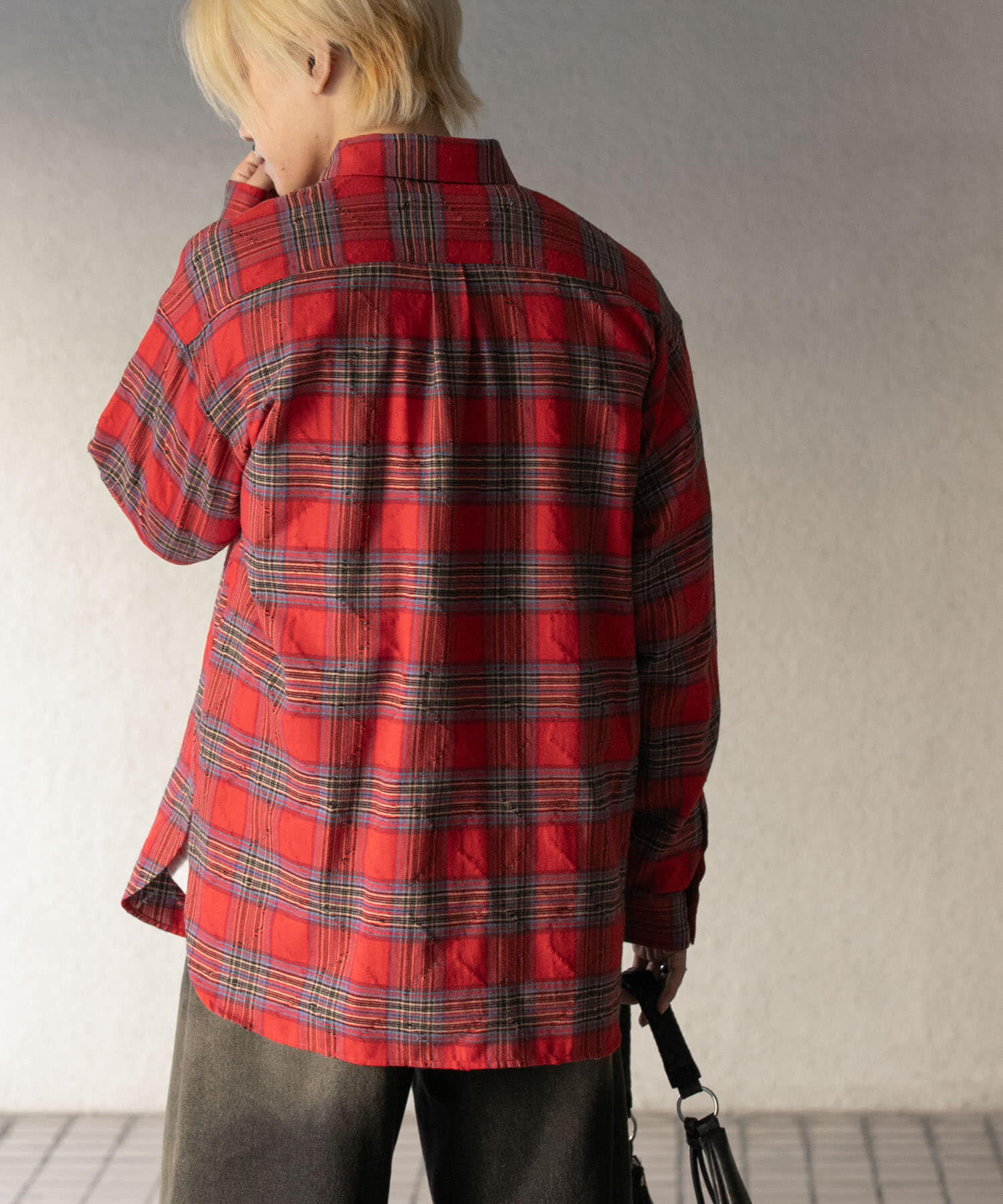 SENSE OF PLACE by URBAN RESEARCH「ダメージチェックルーズシャツ」|シャツ・ブラウス|