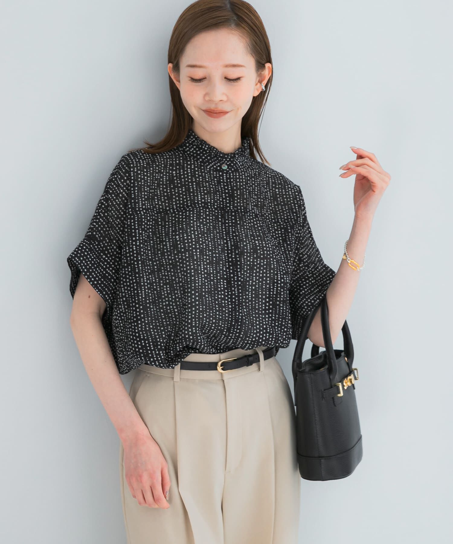 URBAN RESEARCH ROSSO「『WEB/一部店舗限定』ウォッシャブルドットフリルネックブラウス」|シャツ・ブラウス|