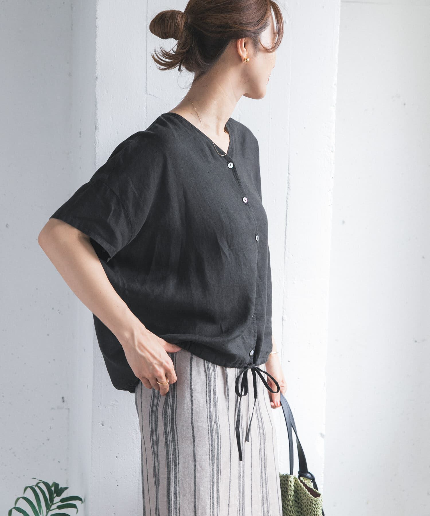 URBAN RESEARCH DOORS「リネンフレンチスリーブドロストブラウス」|シャツ・ブラウス|