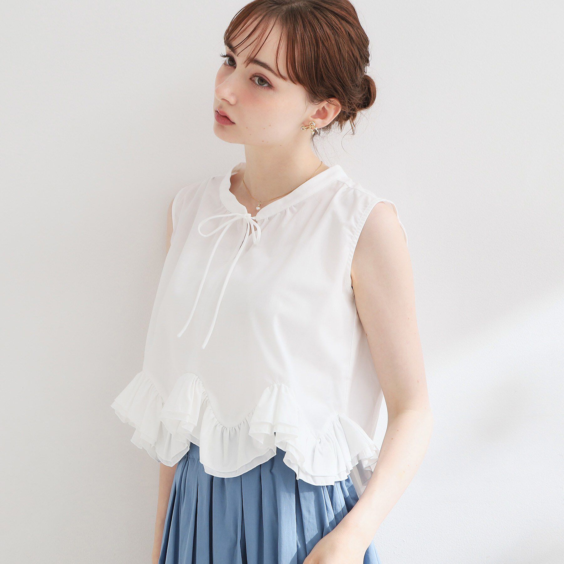 Couture broach「裾フリルノースリブラウス」|シャツ・ブラウス|