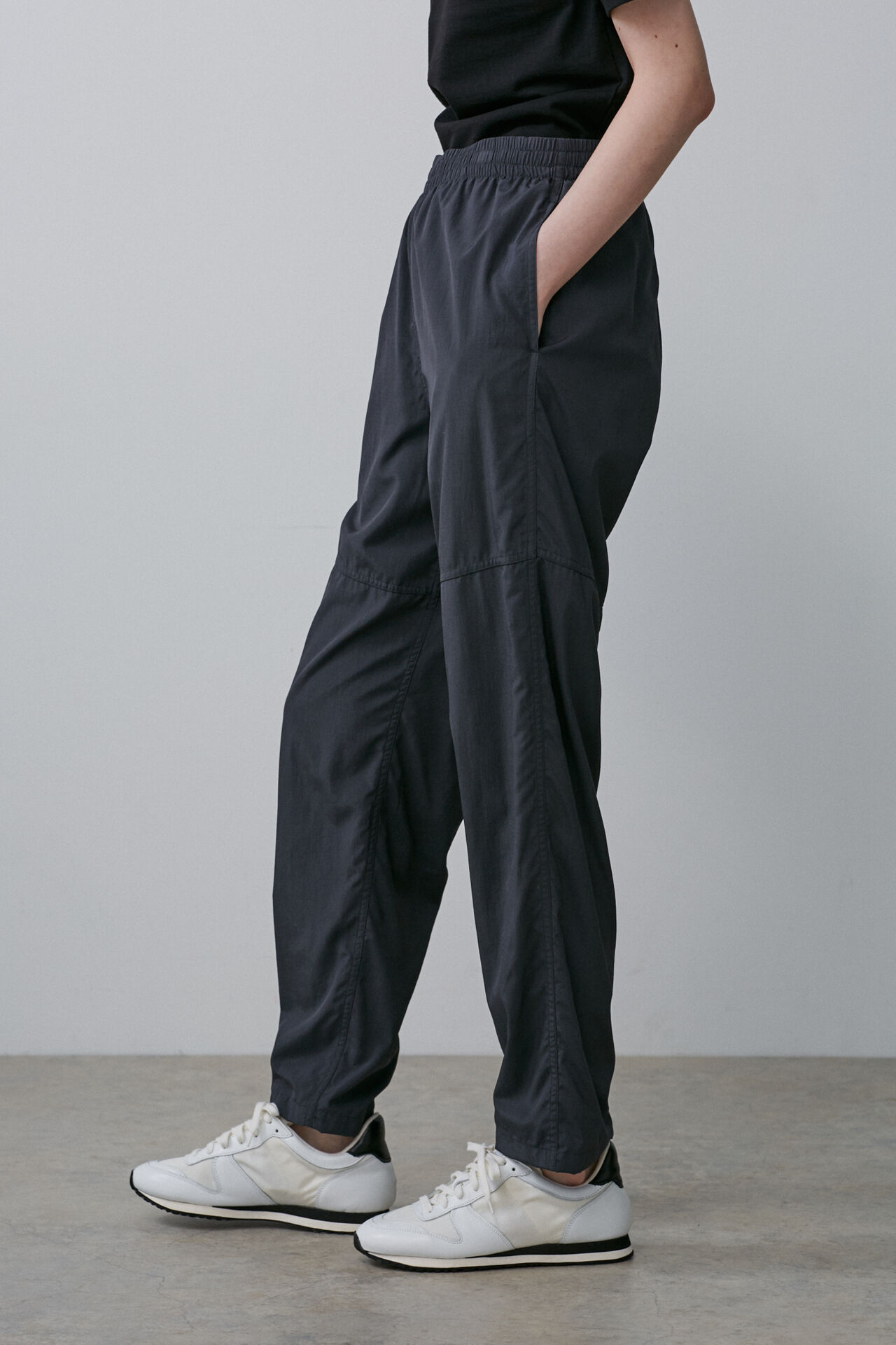 YLEVE 「YLEVE / NYLON SILK JOGGER PT」|その他|