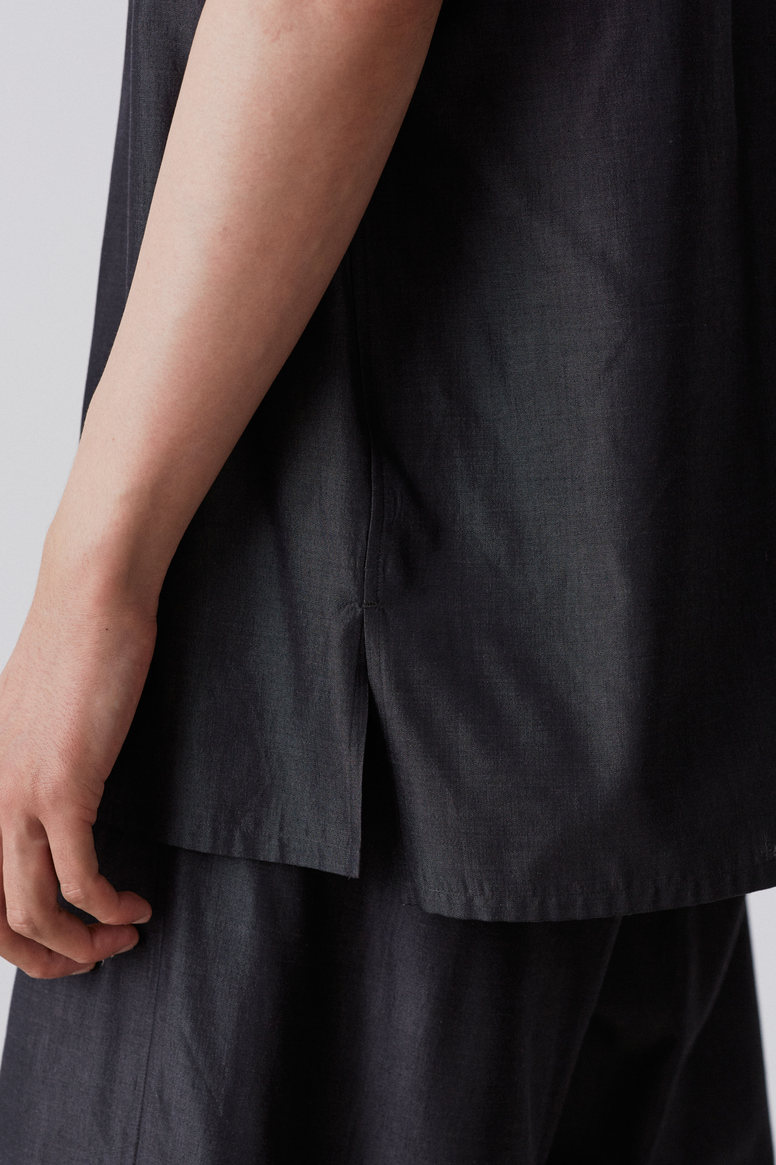 YLEVE 「YLEVE / SILK CHAMBRAY SHIRT」|シャツ・ブラウス|