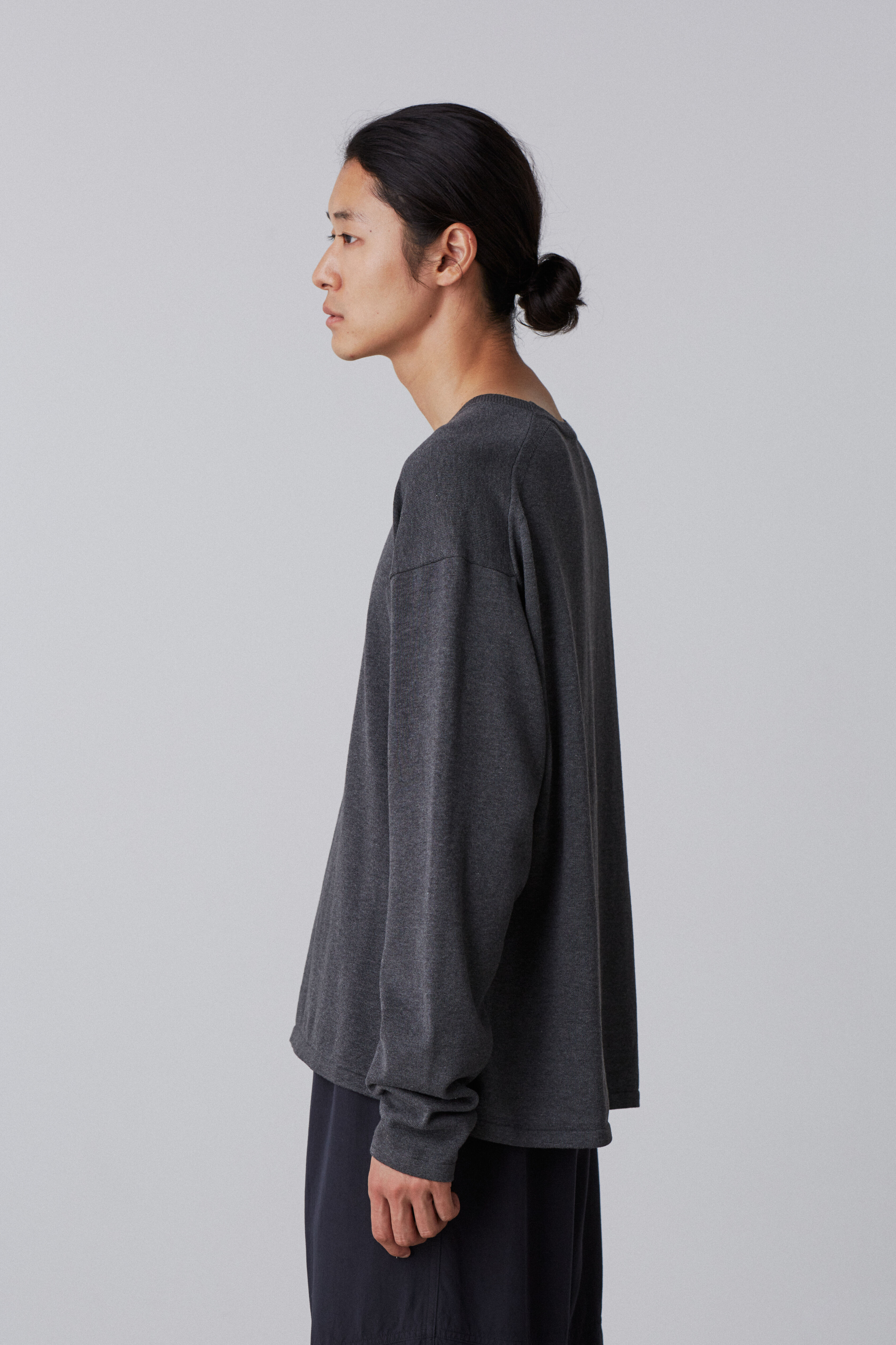 YLEVE 「YLEVE / GAS SINGEING COTTON KNIT PULL OVER」|ニット・セーター|