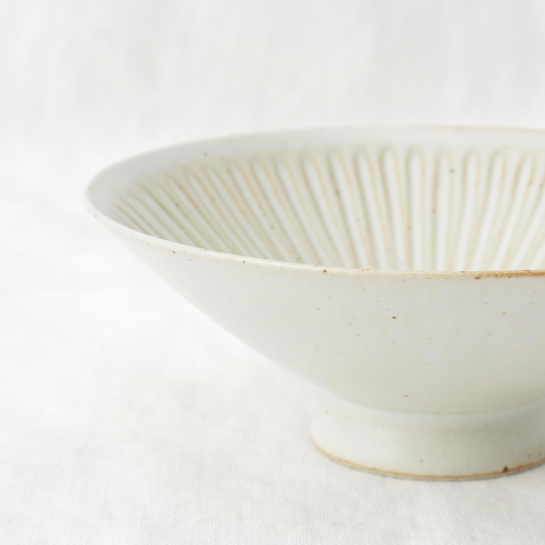212 KITCHEN STORE「波佐見焼 平碗 しら茶 ＜ハレとケ＞」|食器・キッチングッズ|