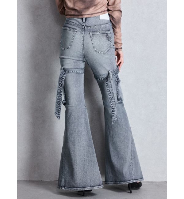 GYDA「ハイウエスト strap cargo designフレアデニムパンツ」|デニム|