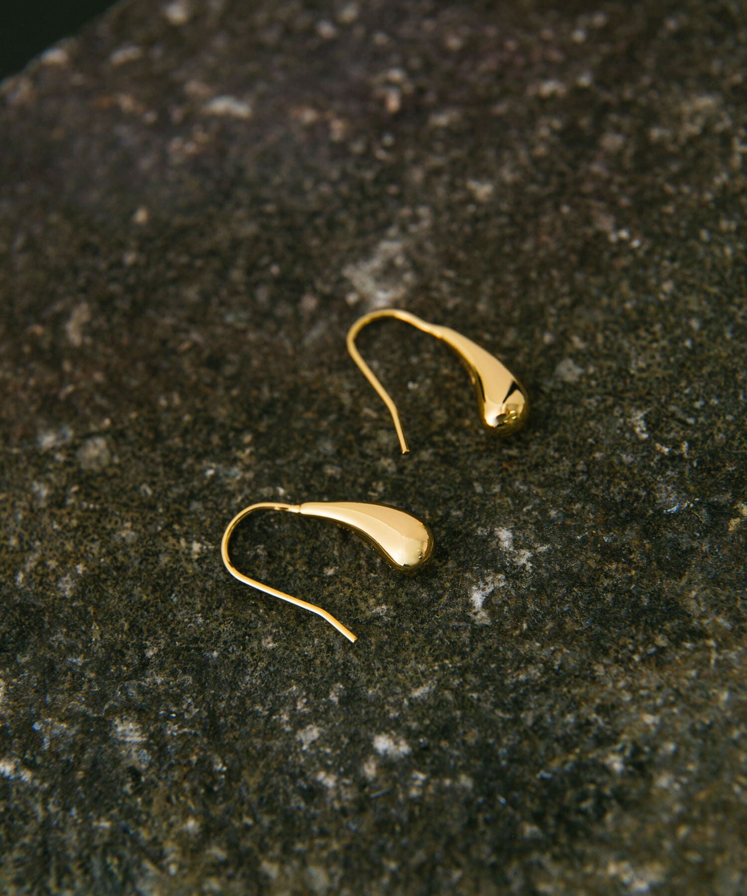 SMELLY「SMELLY so&rsquo;　drop hook pierce」|ピアス|