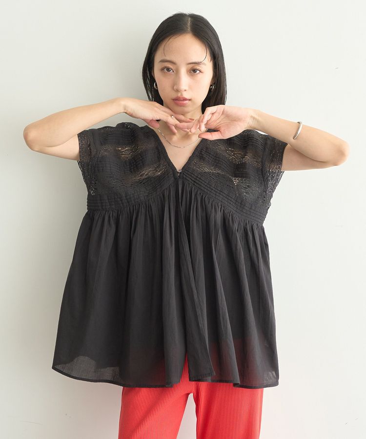 earth music&ecology「【WEB・一部店舗限定】レース&ピンタックフレンチブラウス」|シャツ・ブラウス|