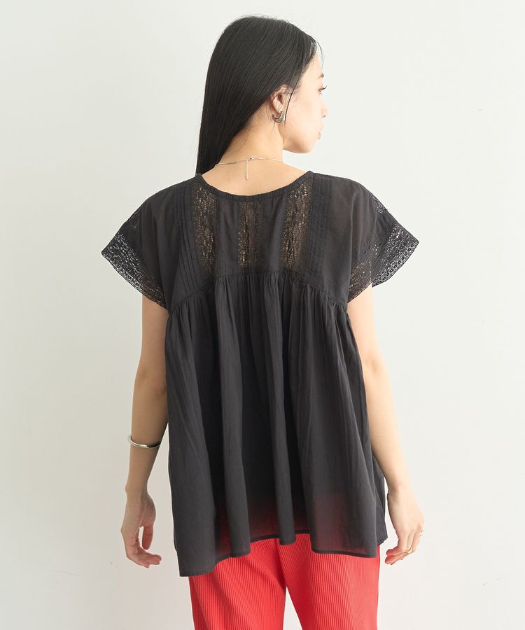 earth music&ecology「【WEB・一部店舗限定】レース&ピンタックフレンチブラウス」|シャツ・ブラウス|