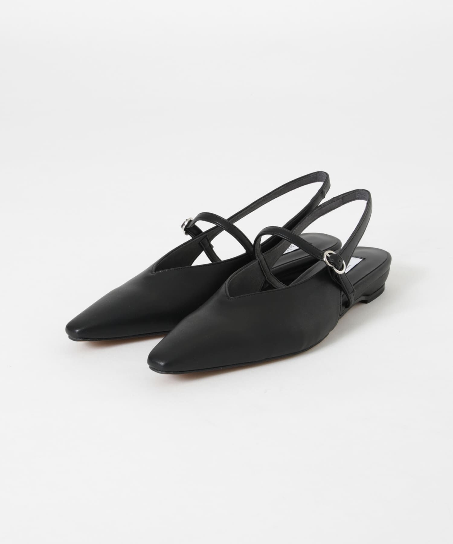 URBAN RESEARCH「『別注』 MILLIWM&times;URBANR　Vカットスリングバッグパンプス」|パンプス|
