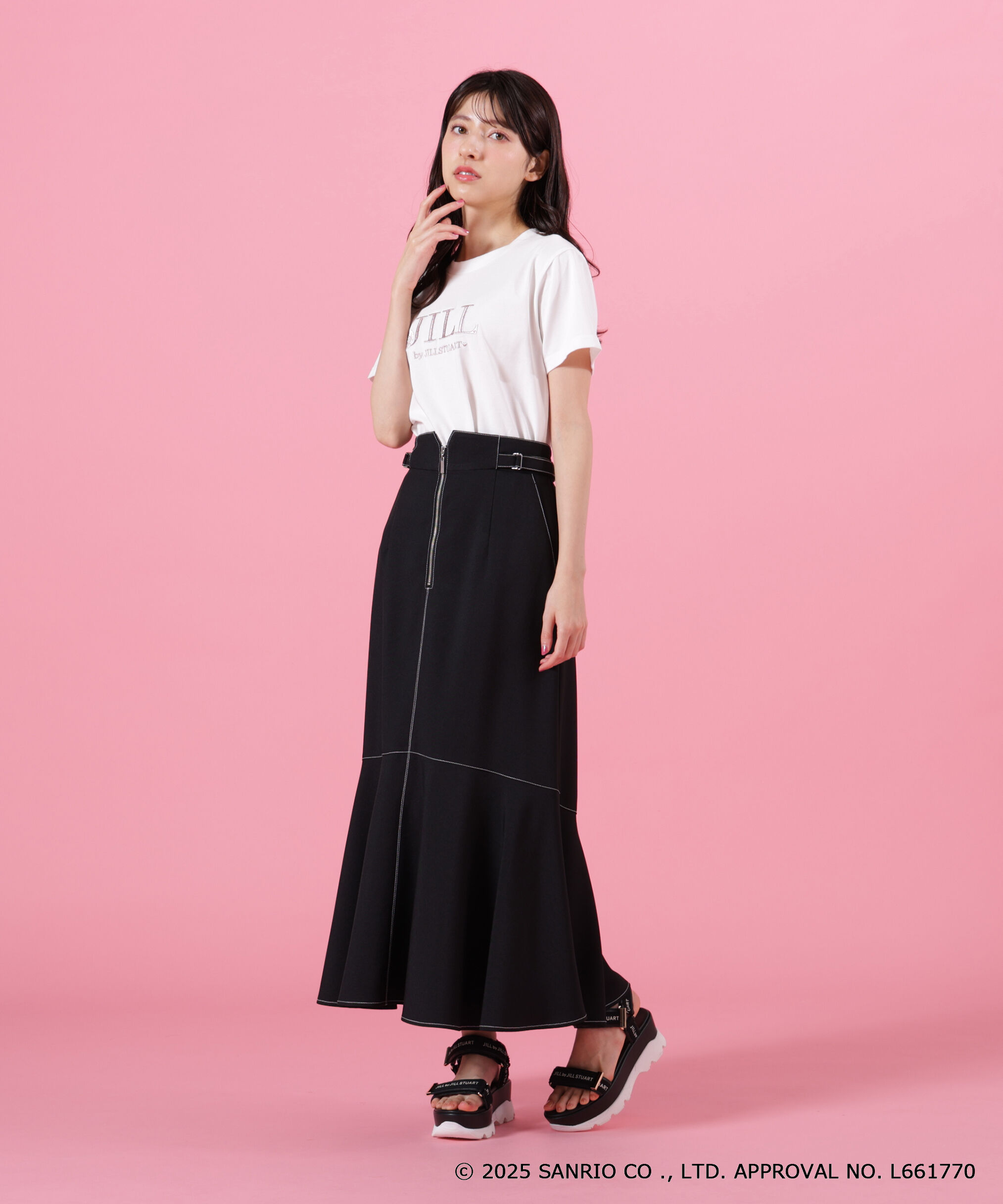  「＜マイメロディ＆クロミコラボ＞オーガニックコットン刺繍ロゴTシャツ」|Tシャツ・カットソー|
