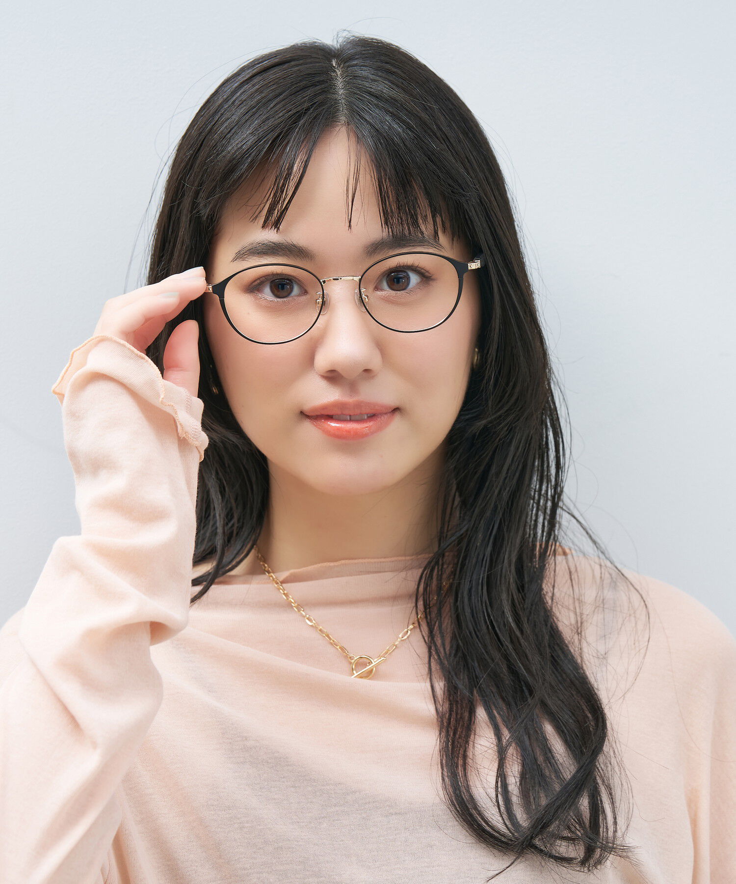  「オーバル型 メガネ｜上品で高級感のある 大人可愛いメガネ フェミニン レンズ交換券付き STANDARD MUSE」|メガネ|