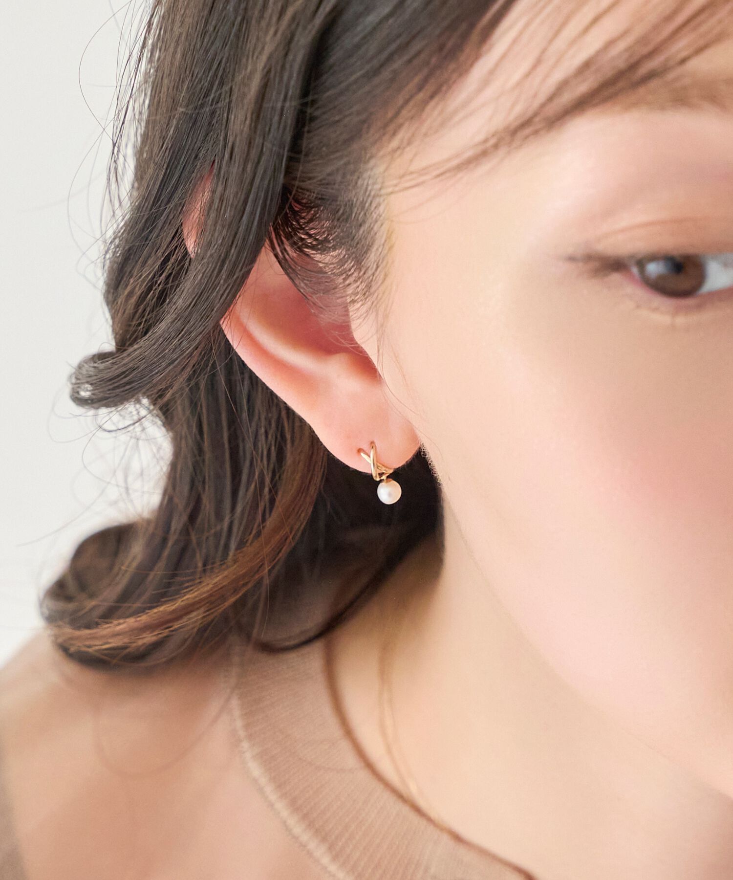 Phoebe「【K10】クロッシングパールピアス/BOX付き」|ピアス|