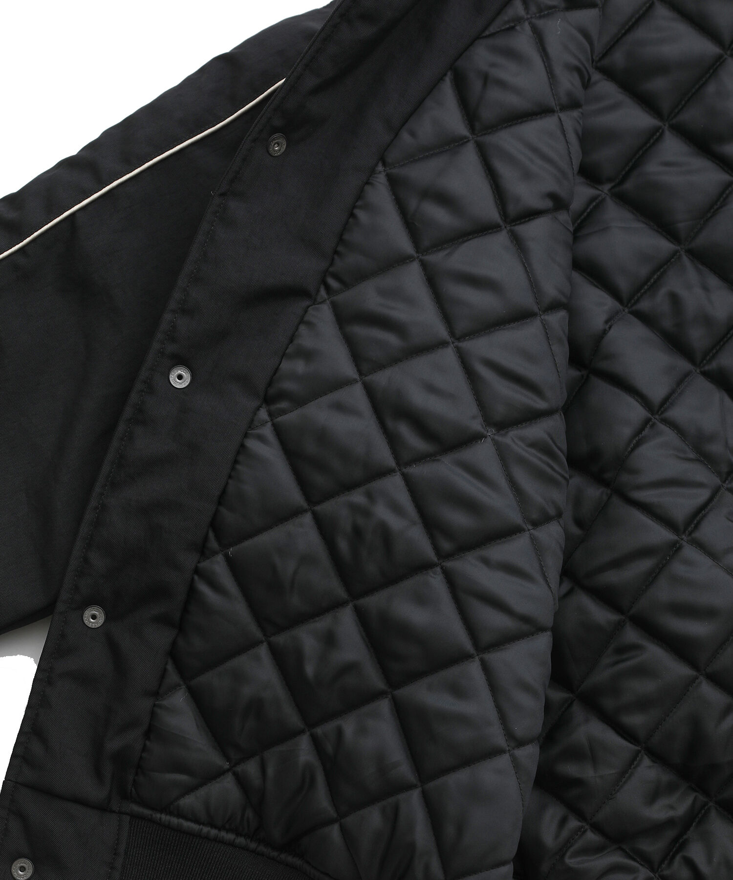 ADAM ET ROPE'「《別注》【SPALDING/スポルディング】BASKETBALL SATIN JACKET / 中綿 / UNISEX」|ミリタリージャケット|