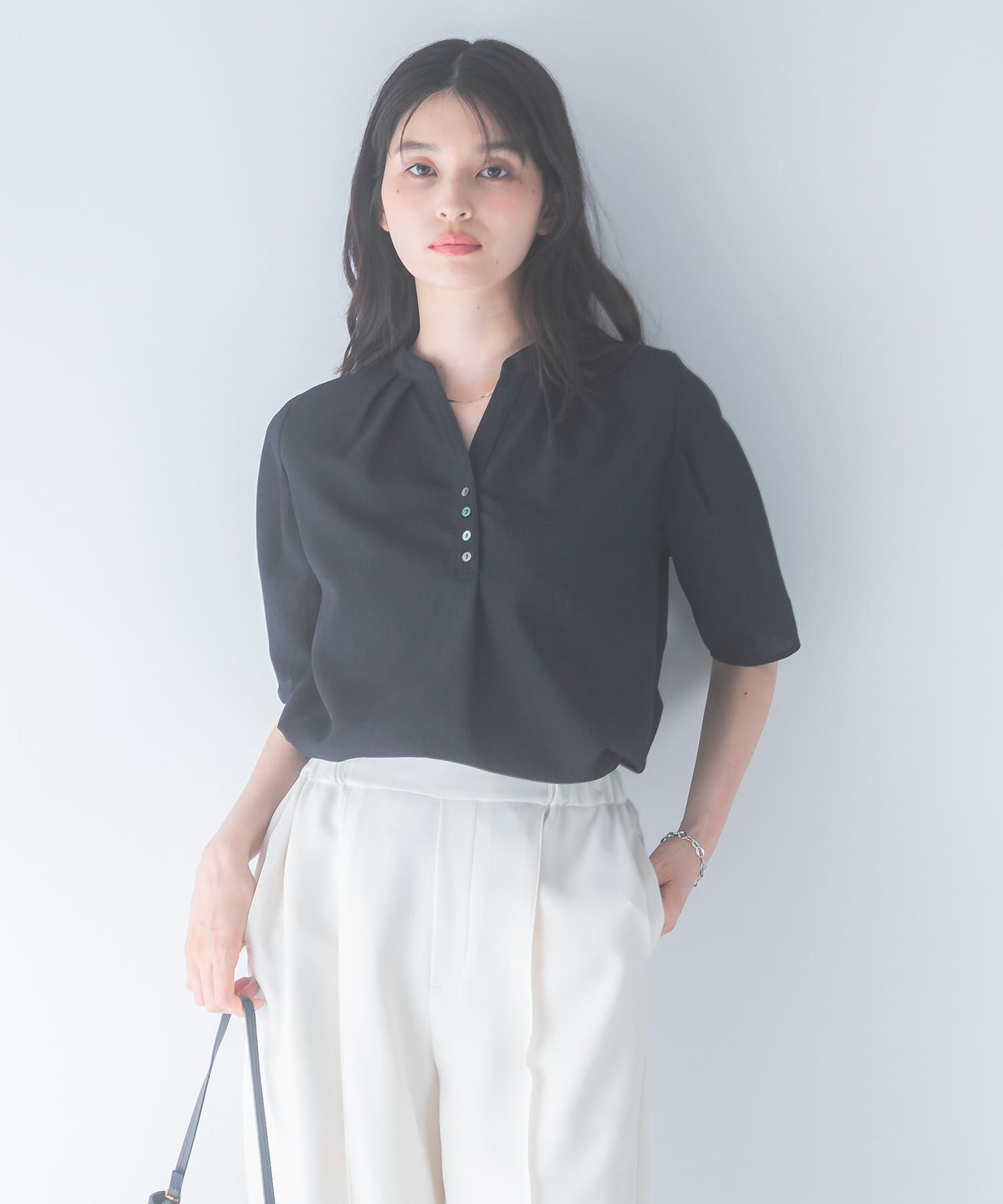 URBAN RESEARCH ROSSO「『UR TECH DRYLUXE』 デザインスリーブブラウス」|シャツ・ブラウス|
