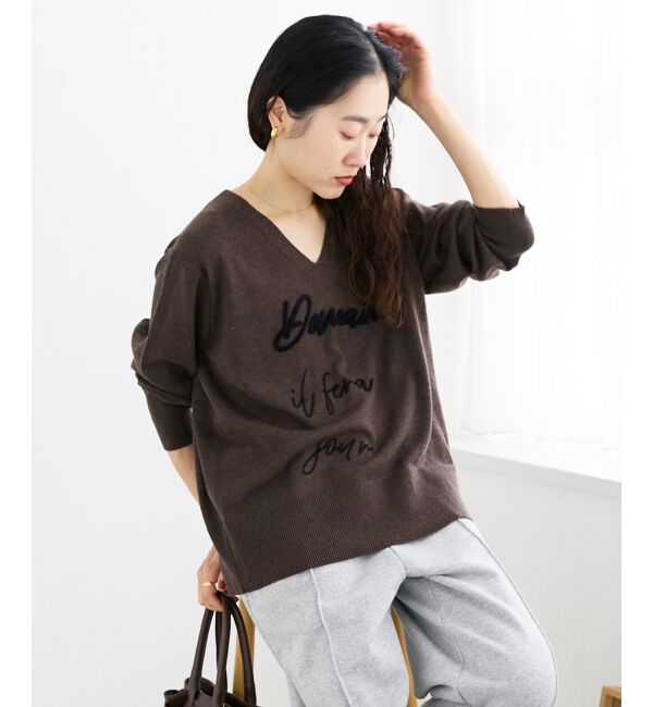  「フレーズロゴ刺繍Vネックニット」|ニット・セーター|