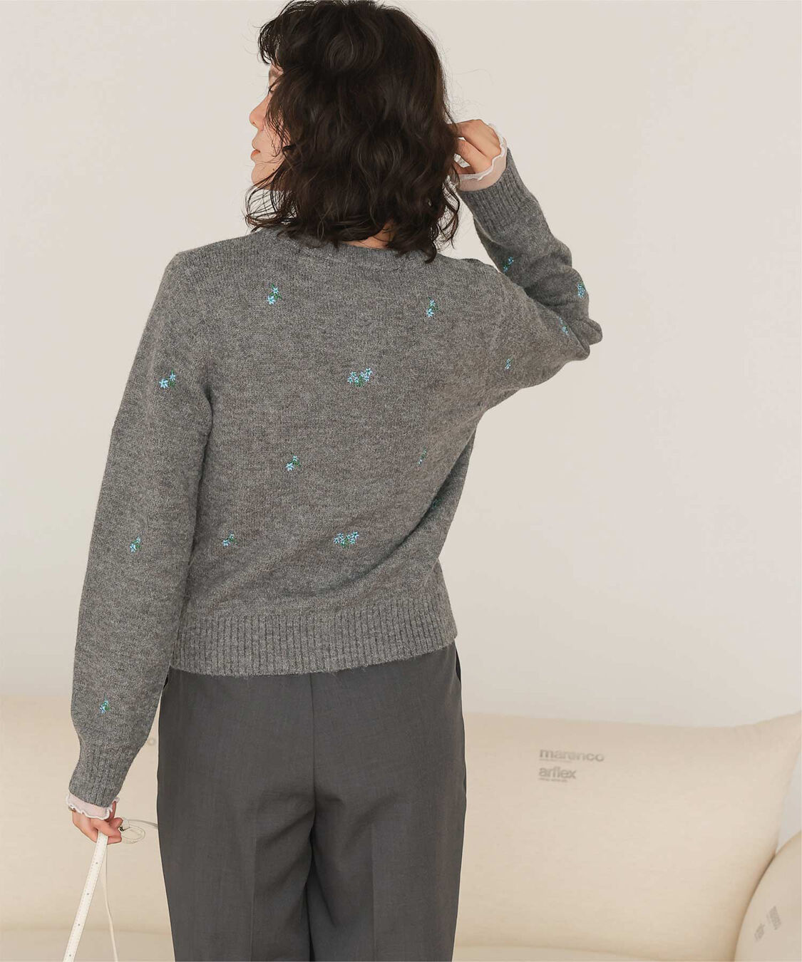 titivate「アルパカタッチフラワー刺繍カーディガン」|ニット・セーター|