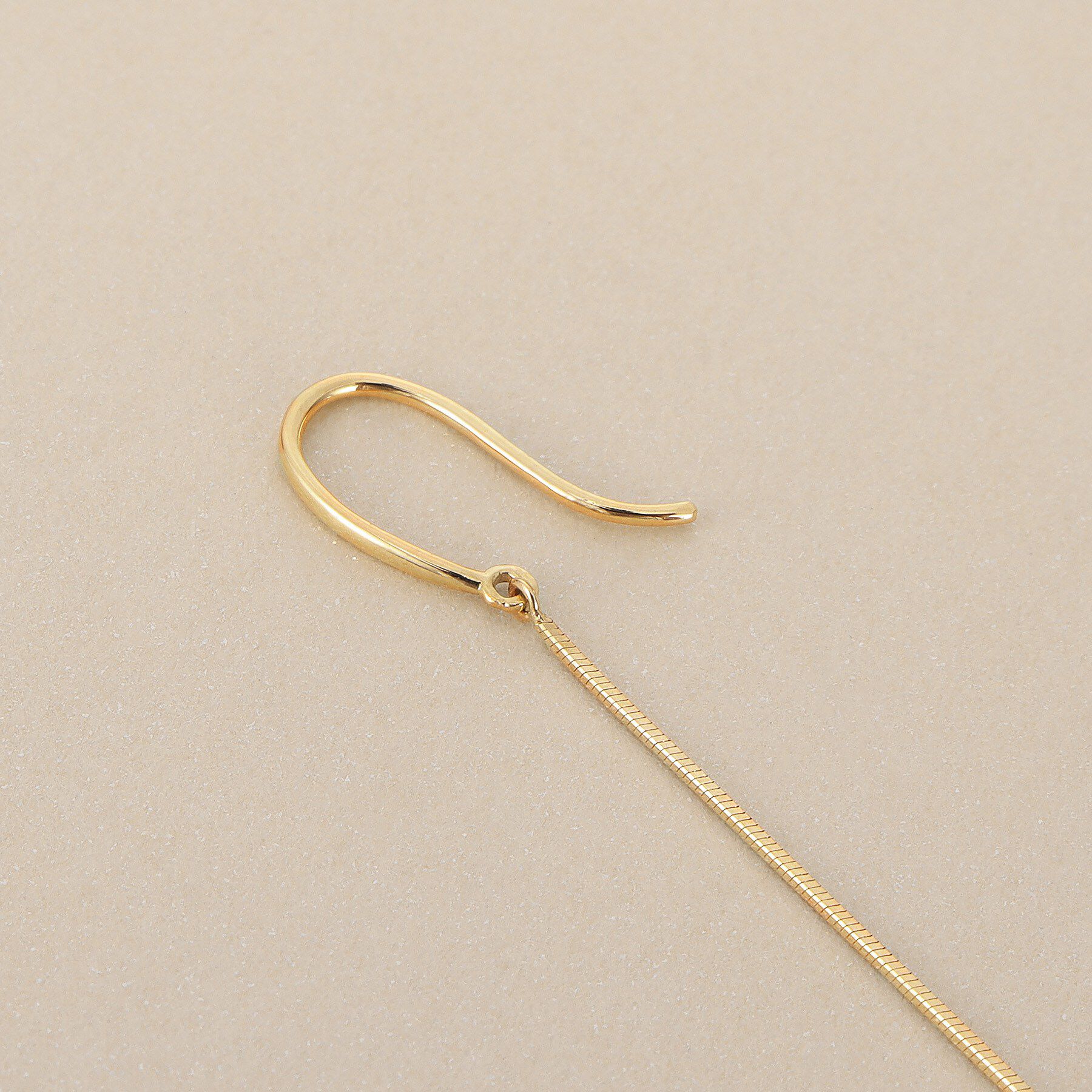 COCOSHNIK「K10コンパクトチェーン フックピアス」|ピアス|