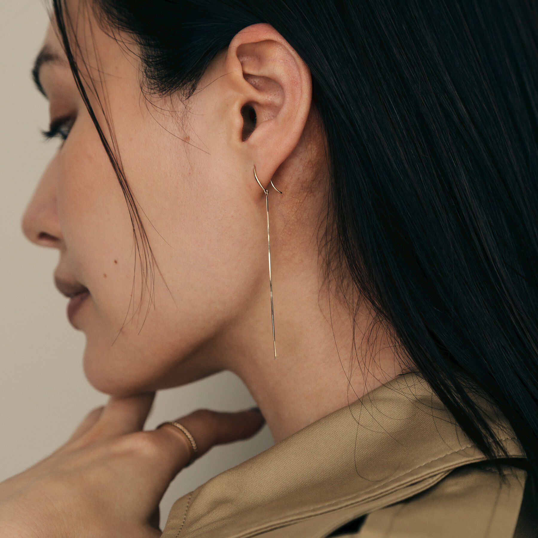 COCOSHNIK「K10コンパクトチェーン フックピアス」|ピアス|