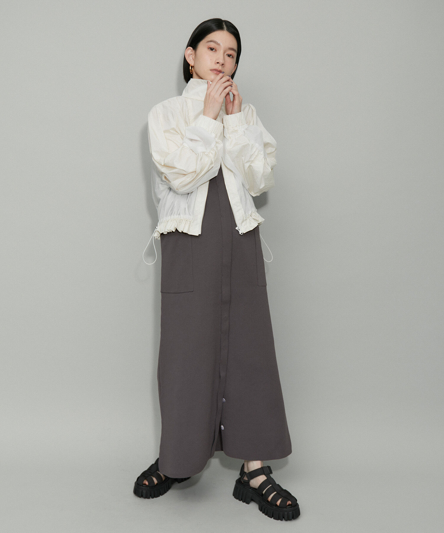 ADAM ET ROPE'「【WEB限定・サステナブル】ニットキャミスリットワンピース」|ワンピース|