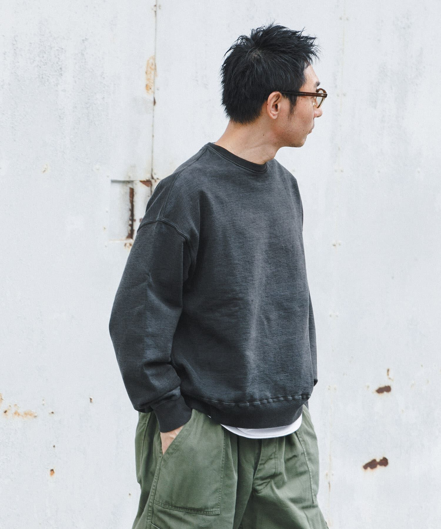URBAN RESEARCH「LOGIC ONE PIGMENT SWEAT」|スウェット・ジャージ|ブラック