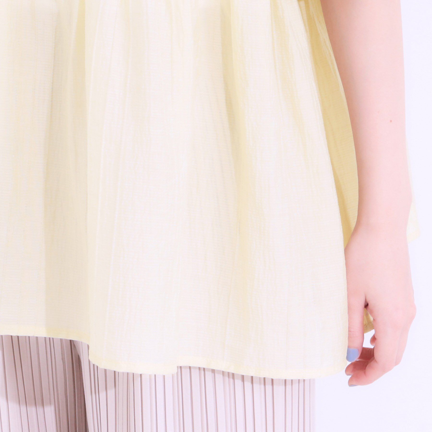 SHOO･LA･RUE「【S-LL】ふわっと揺れる ペプラムデザインブラウス」|シャツ・ブラウス|