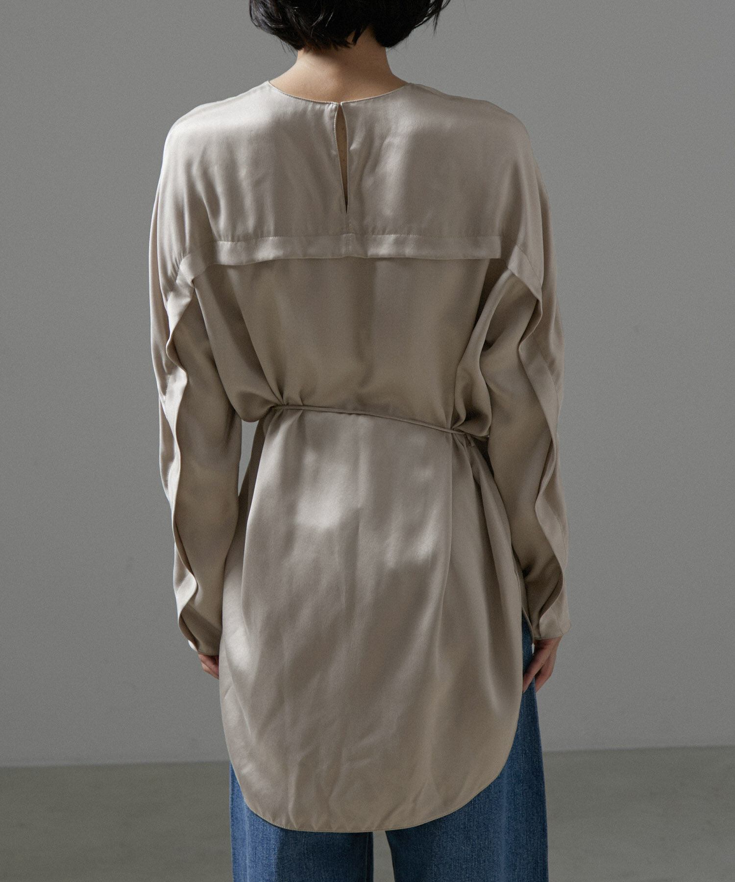 SALON adam et rope'「[24AW]GENTLE SILK ラウンドヘムTブラウスセットアップ対応】」|シャツ・ブラウス|