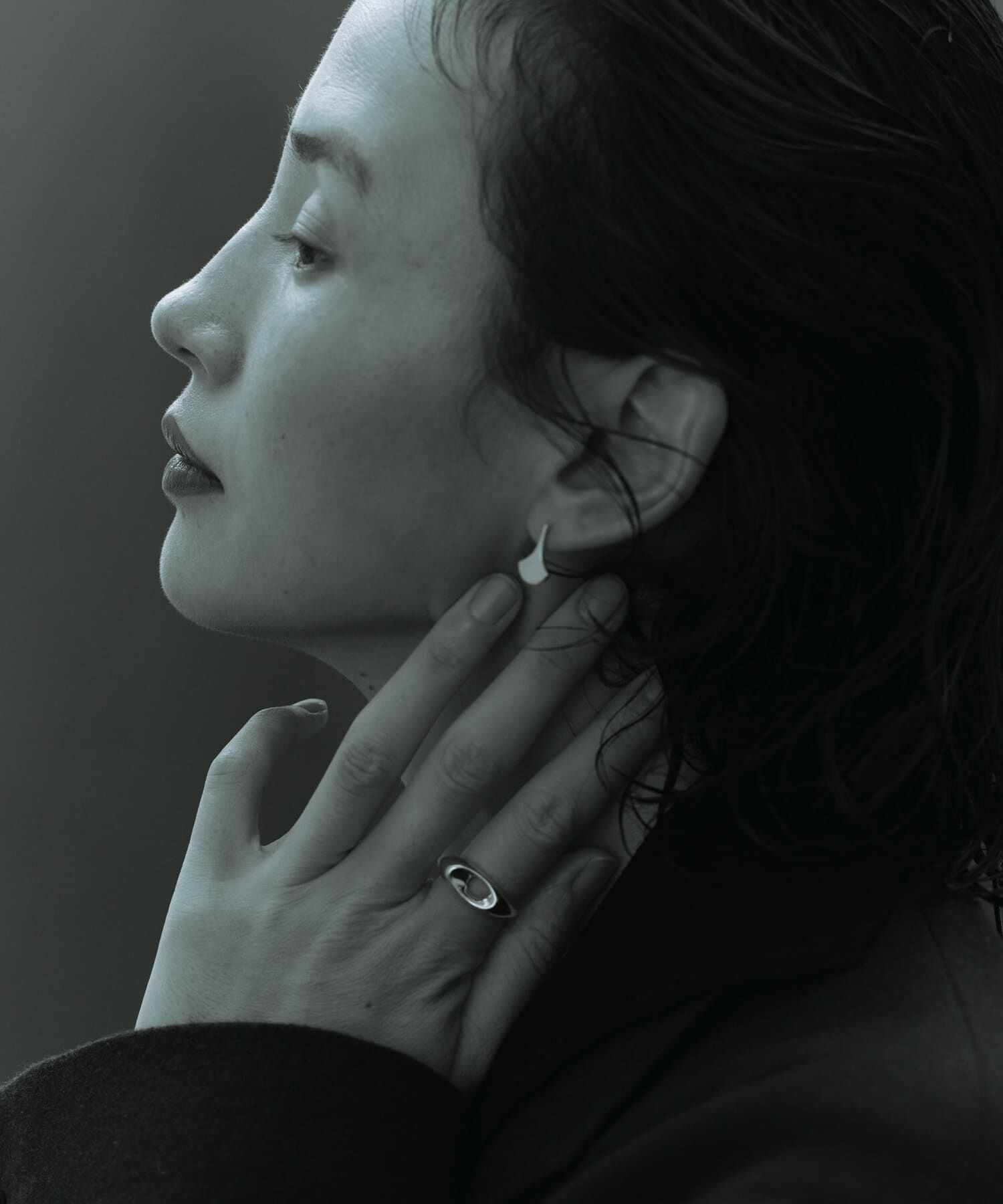 SMELLY「SMELLY so　fan shape pierce」|ピアス|