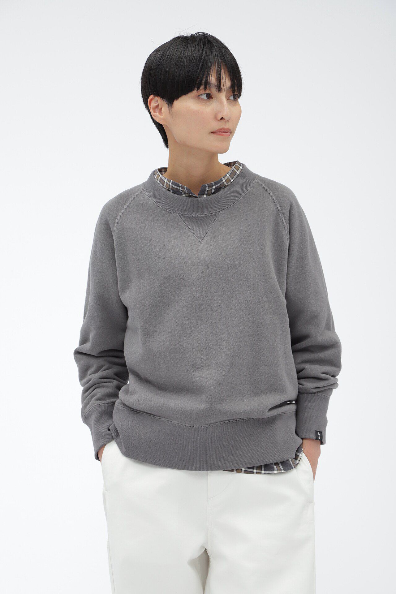 MHL.「LIGHT LOOPBACK COTTON」|Tシャツ・カットソー|CHARCOAL3