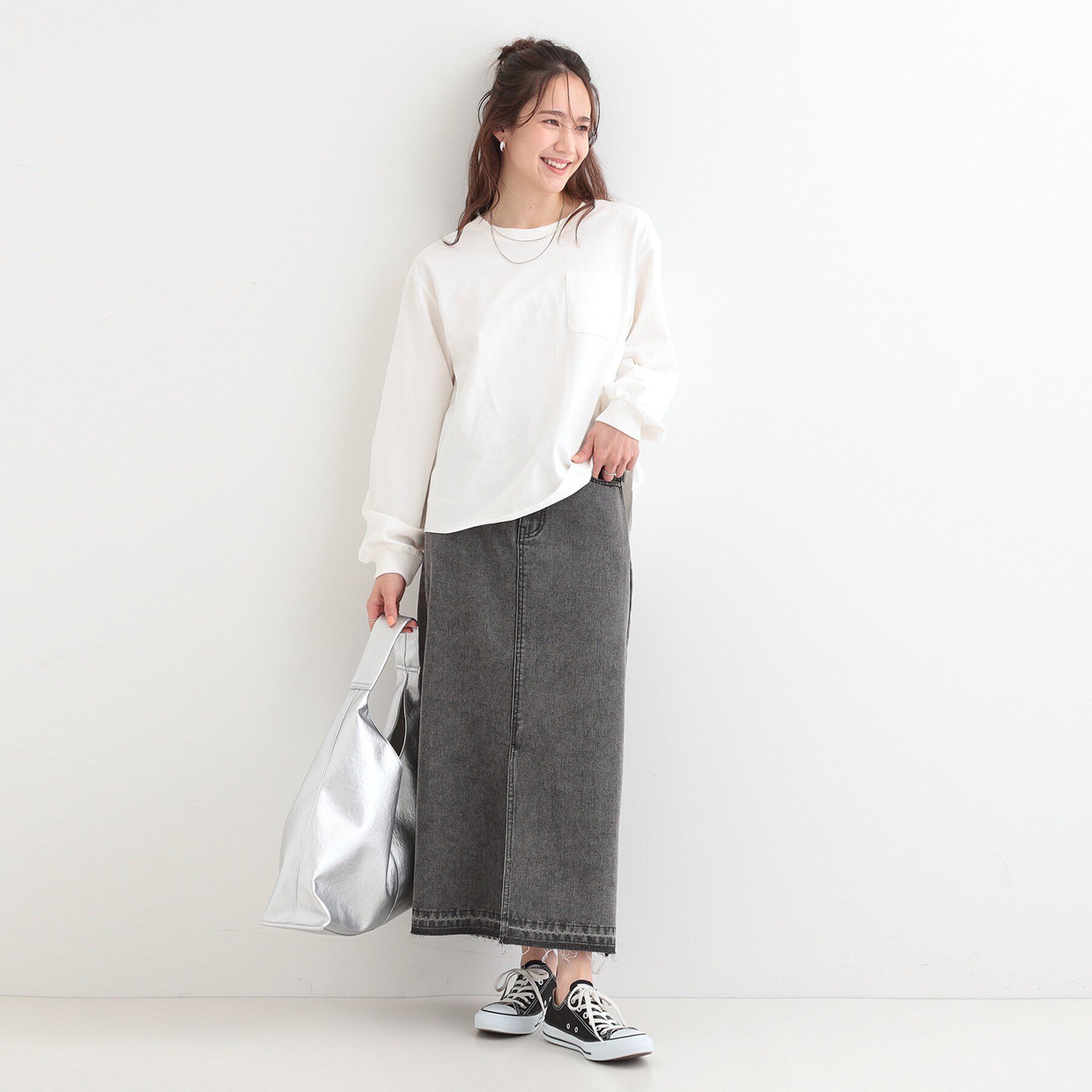 SHOO･LA･RUE「【洗える/S-LL】一枚でもレイヤードでも ラウンドヘムポケット付きロンT」|Tシャツ・カットソー|