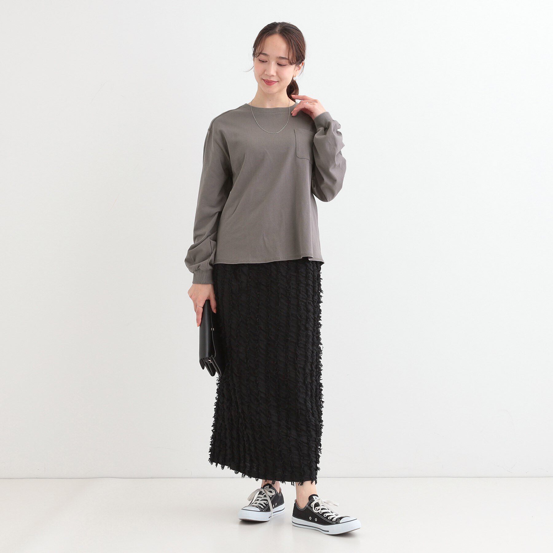 SHOO･LA･RUE「【洗える/S-LL】一枚でもレイヤードでも ラウンドヘムポケット付きロンT」|Tシャツ・カットソー|