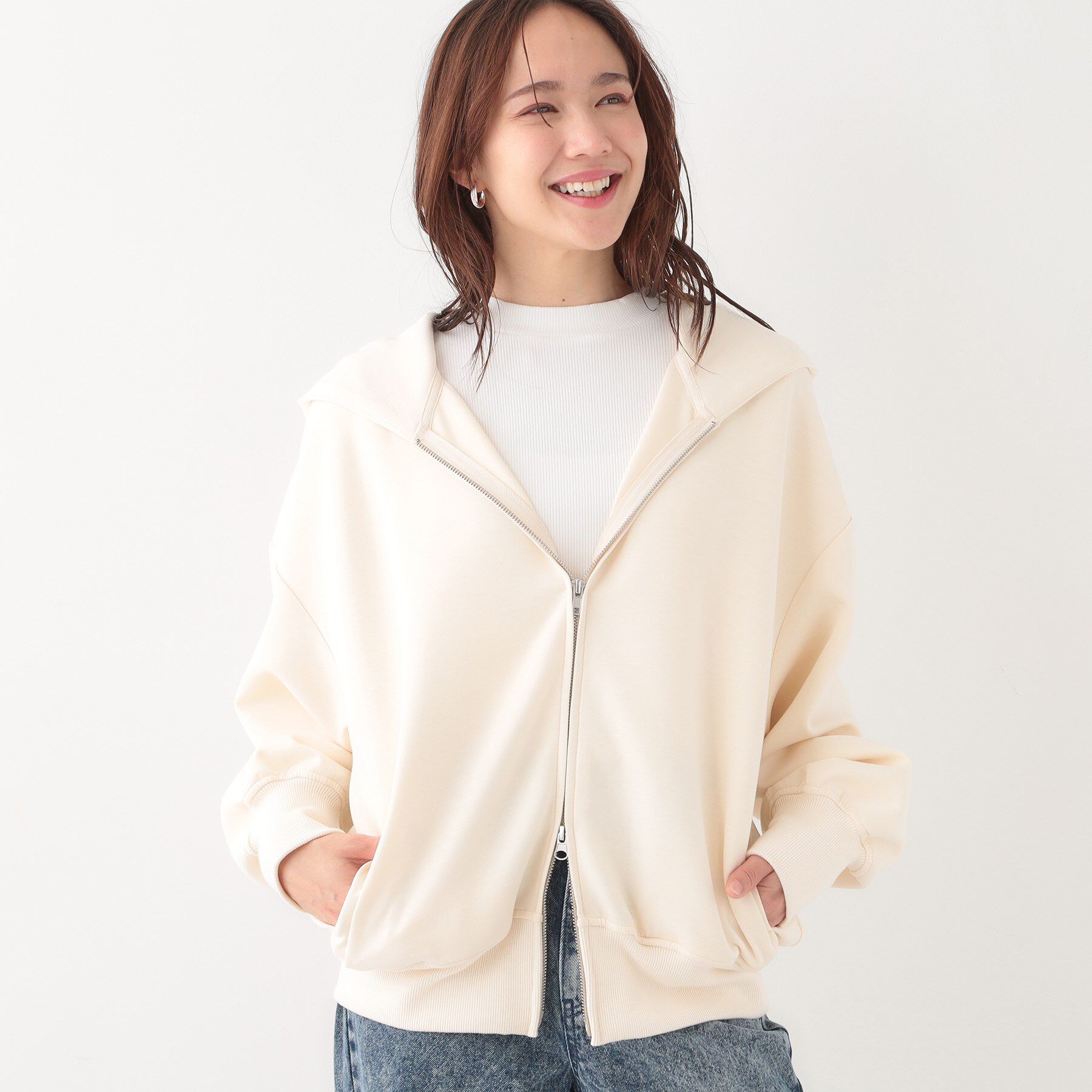 SHOO･LA･RUE「季節の変わり目に頼れる ダブルZIPダンボールパーカー」|カーディガン|オフホワイト(003