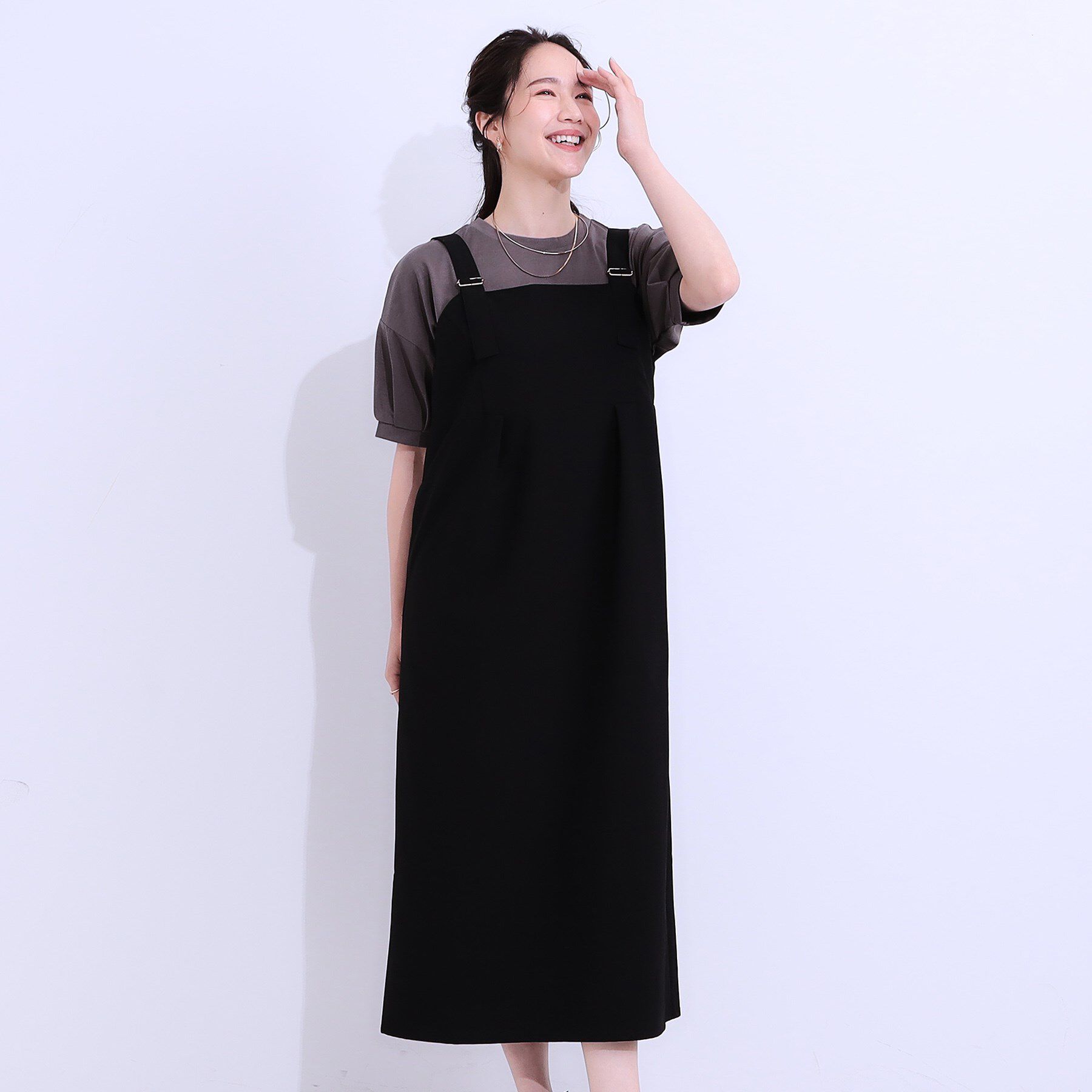 SHOO･LA･RUE「【S-LL/肩紐調整可能】Iラインシルエットですっきりと タック切替ジャンドレ」|ワンピース|