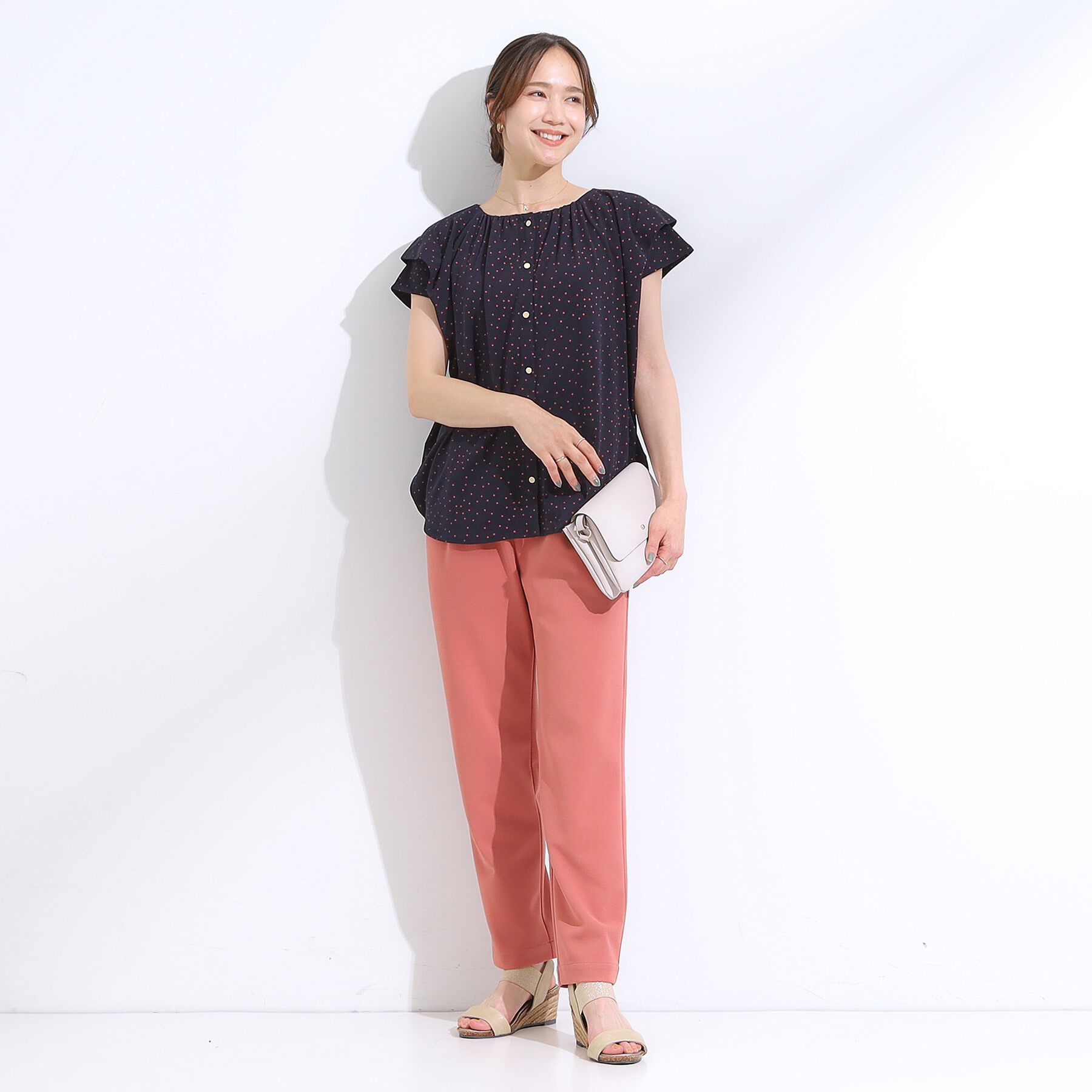 SHOO･LA･RUE「【S-LL/ひんやり】きちんと見えで好印象 ドット柄デザイントップス」|シャツ・ブラウス|