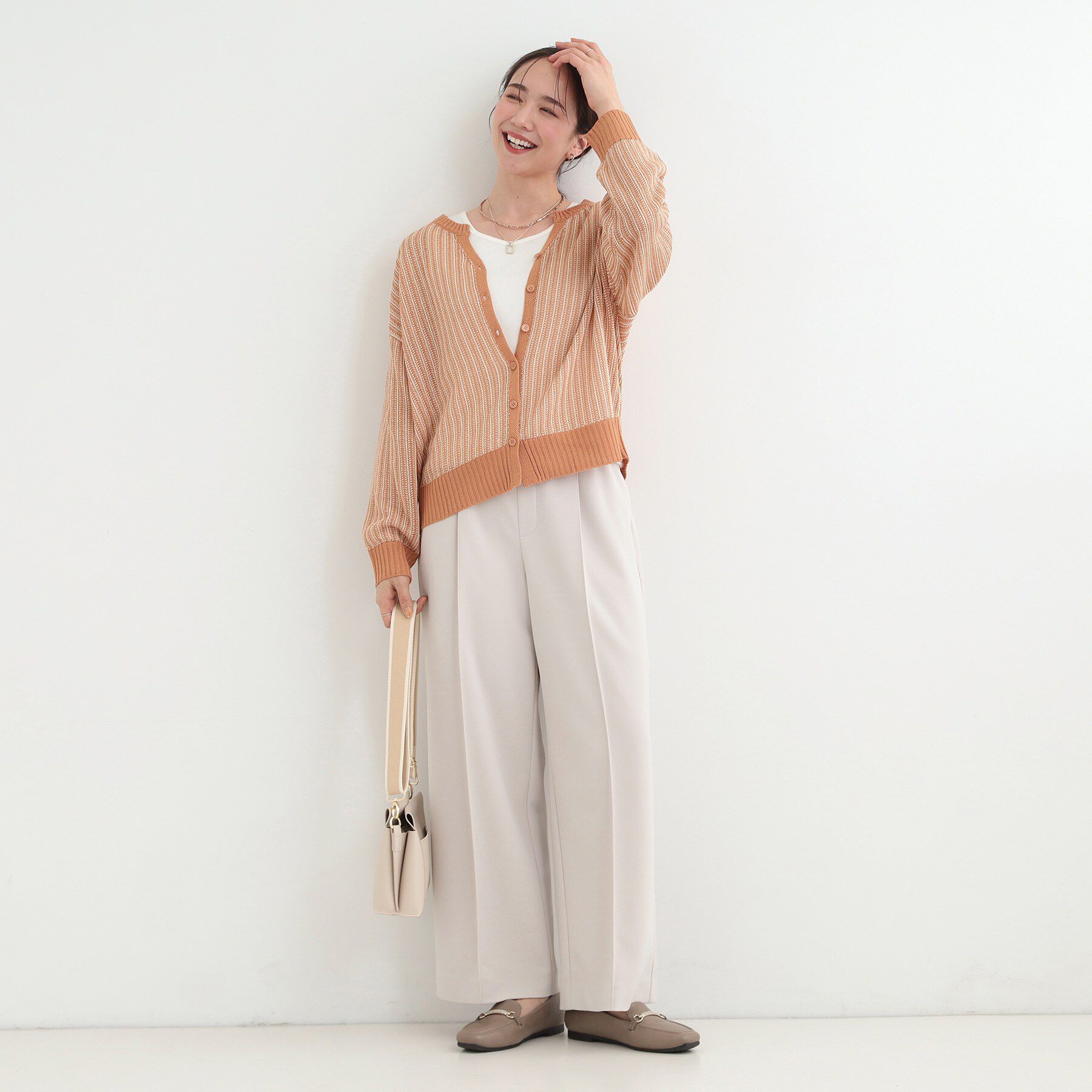 SHOO･LA･RUE「【洗濯機可/S-LL】キーネックでお顔周りすっきり ざっくり編みカーディガン」|カーディガン|