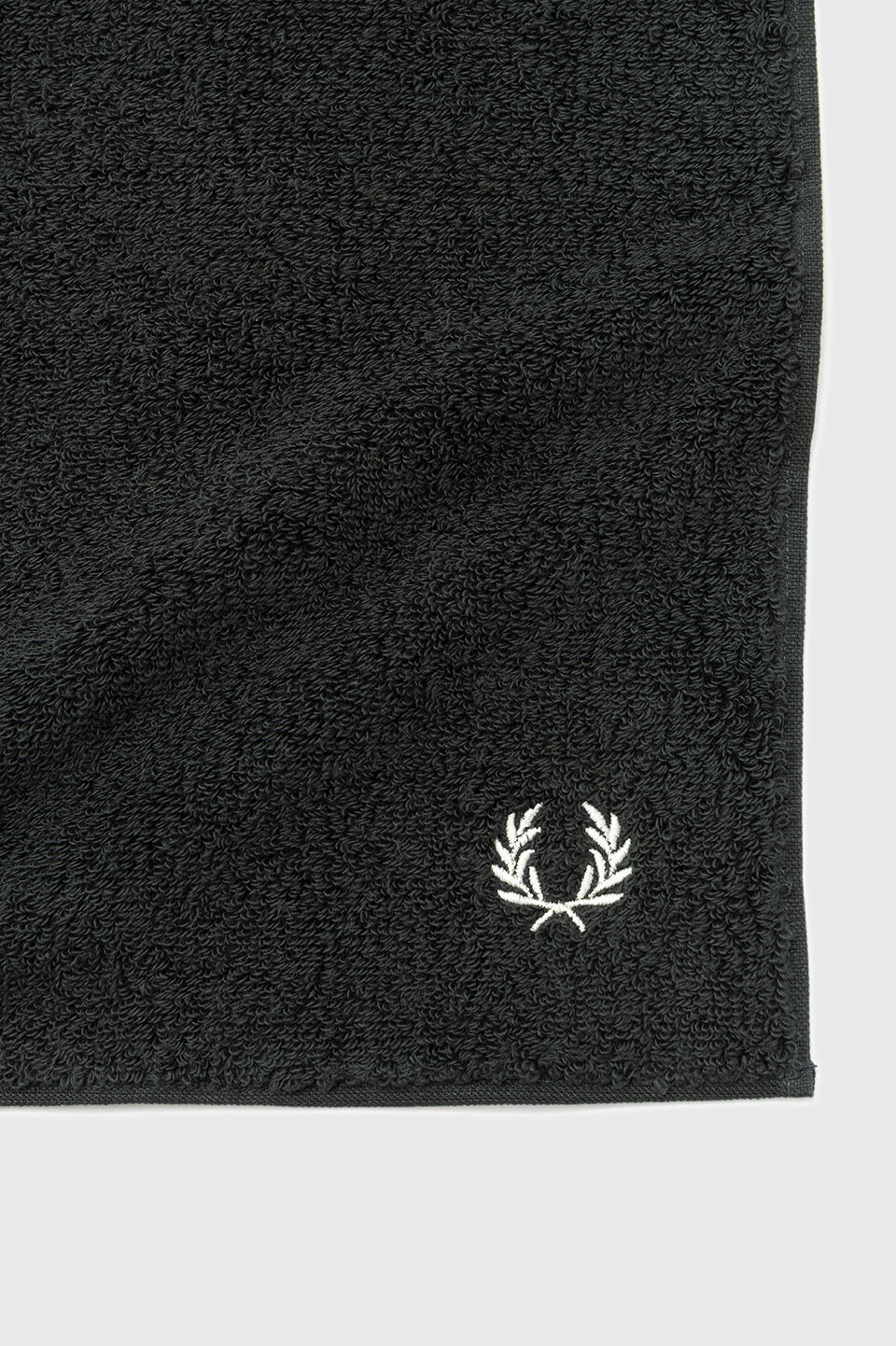 FRED PERRY 「Towel Handkerchief／タオルハンカチ」|ハンカチ|